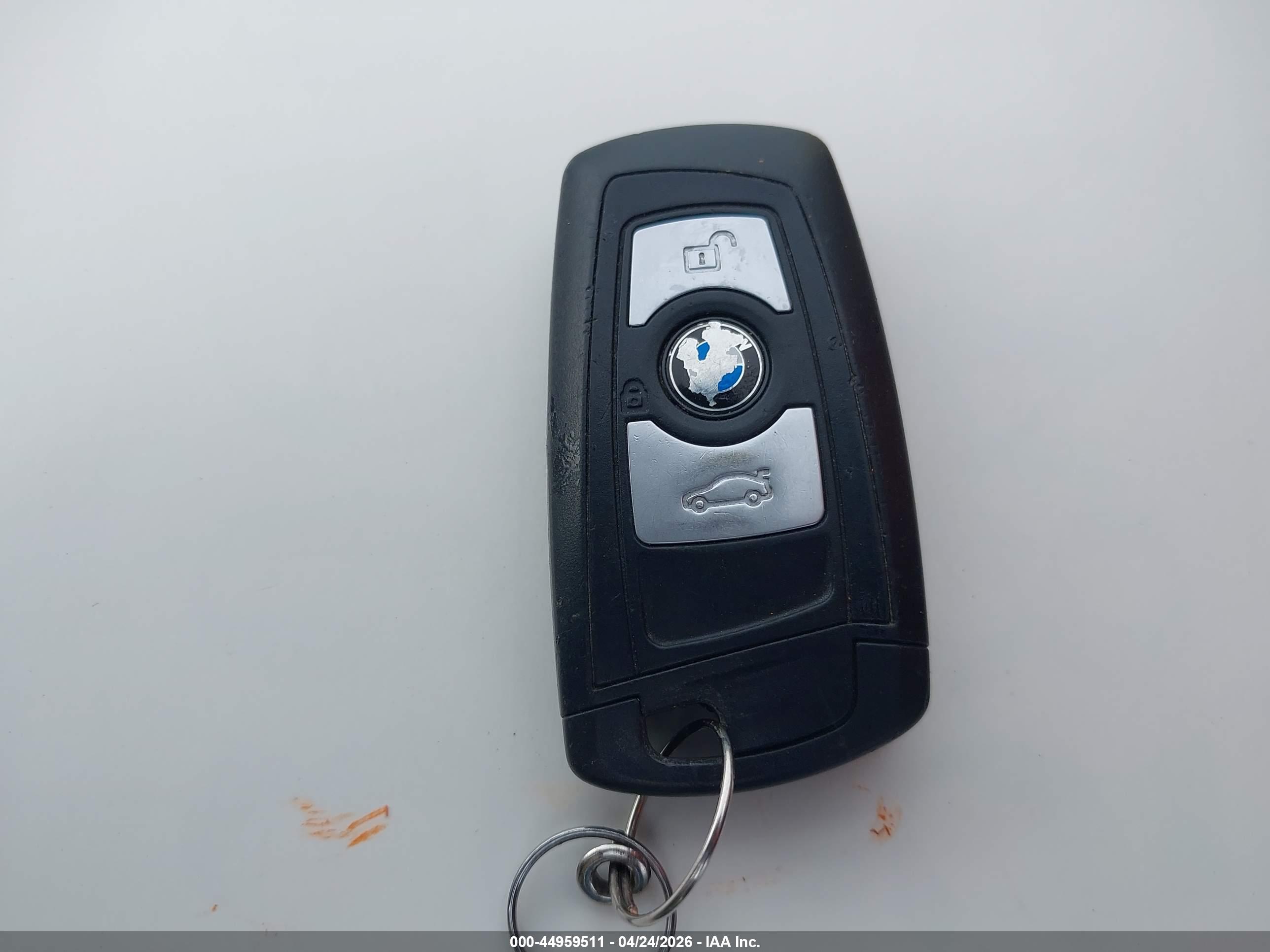 BMW 328I image 11