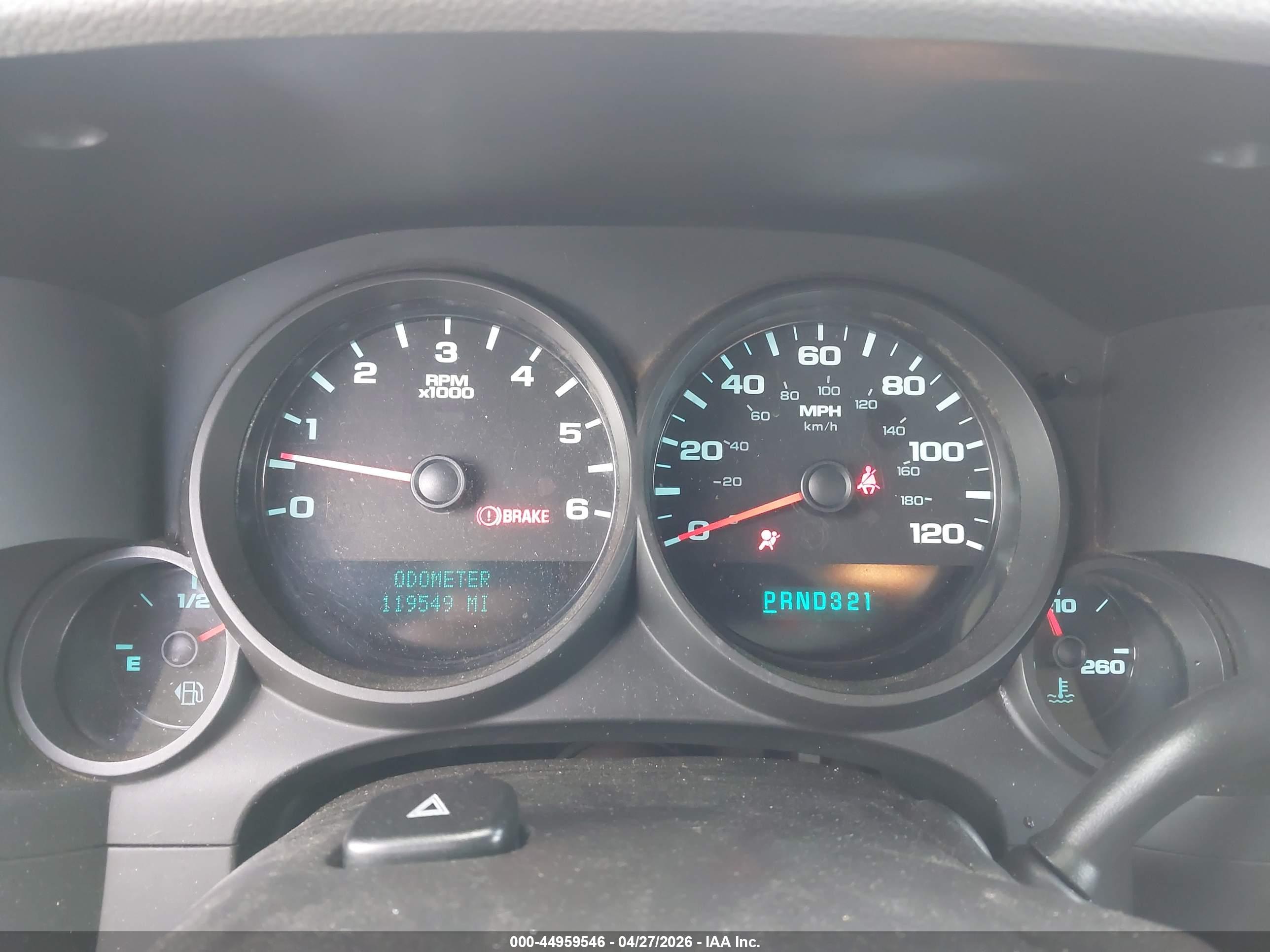 CHEVROLET SILVERADO image 7