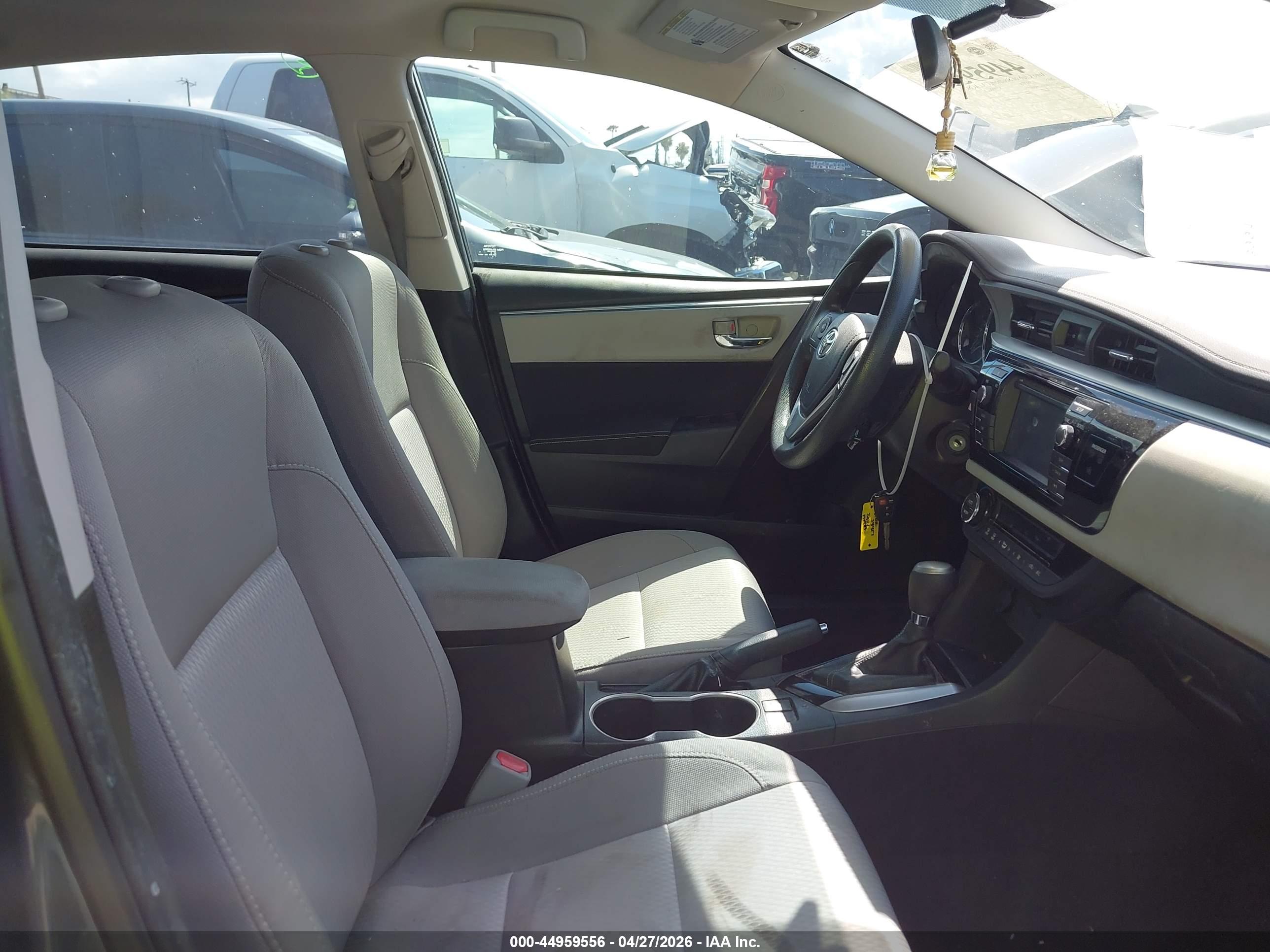 TOYOTA COROLLA image 5
