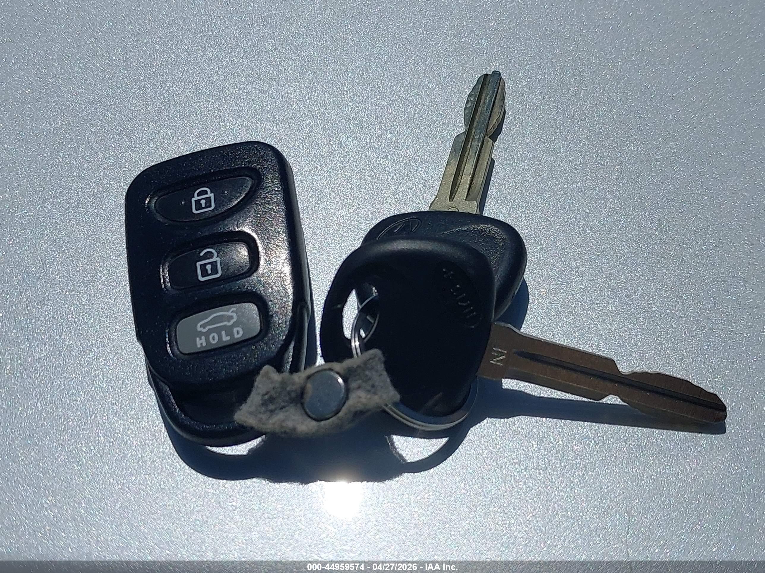 HYUNDAI ELANTRA image 11