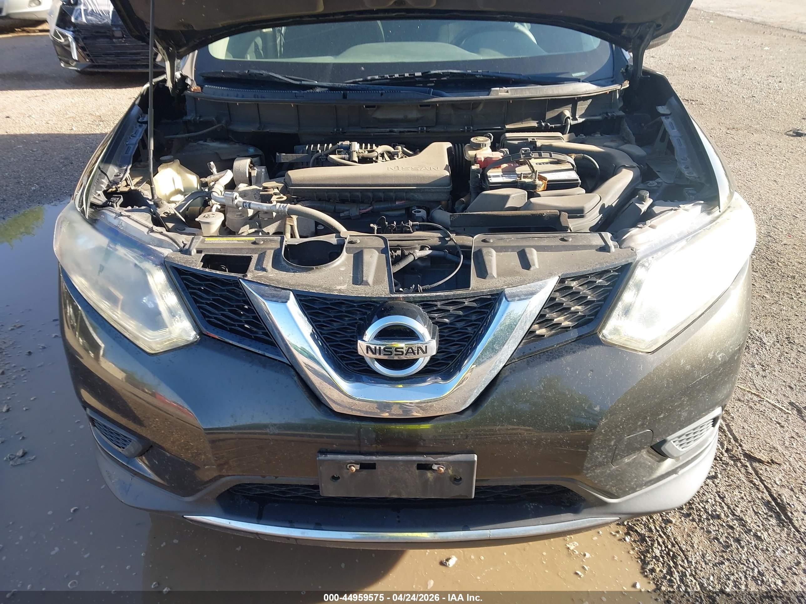 NISSAN ROGUE image 10