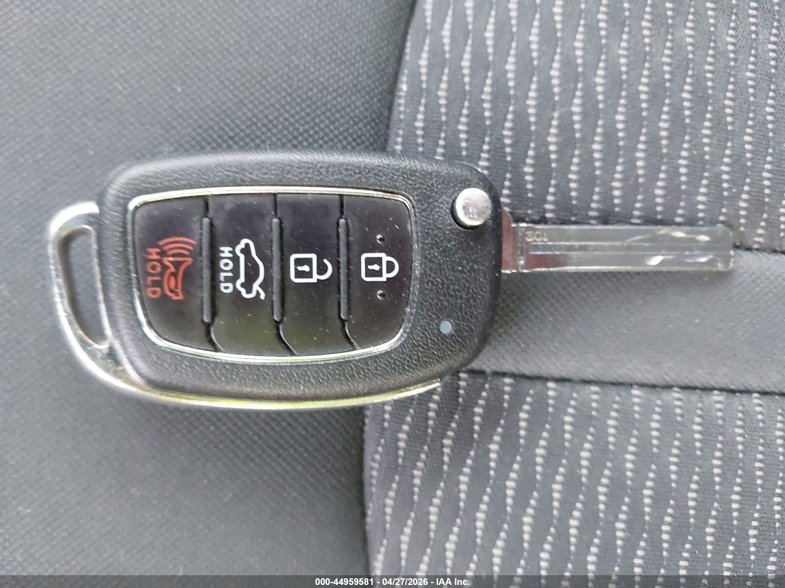HYUNDAI SONATA image 11