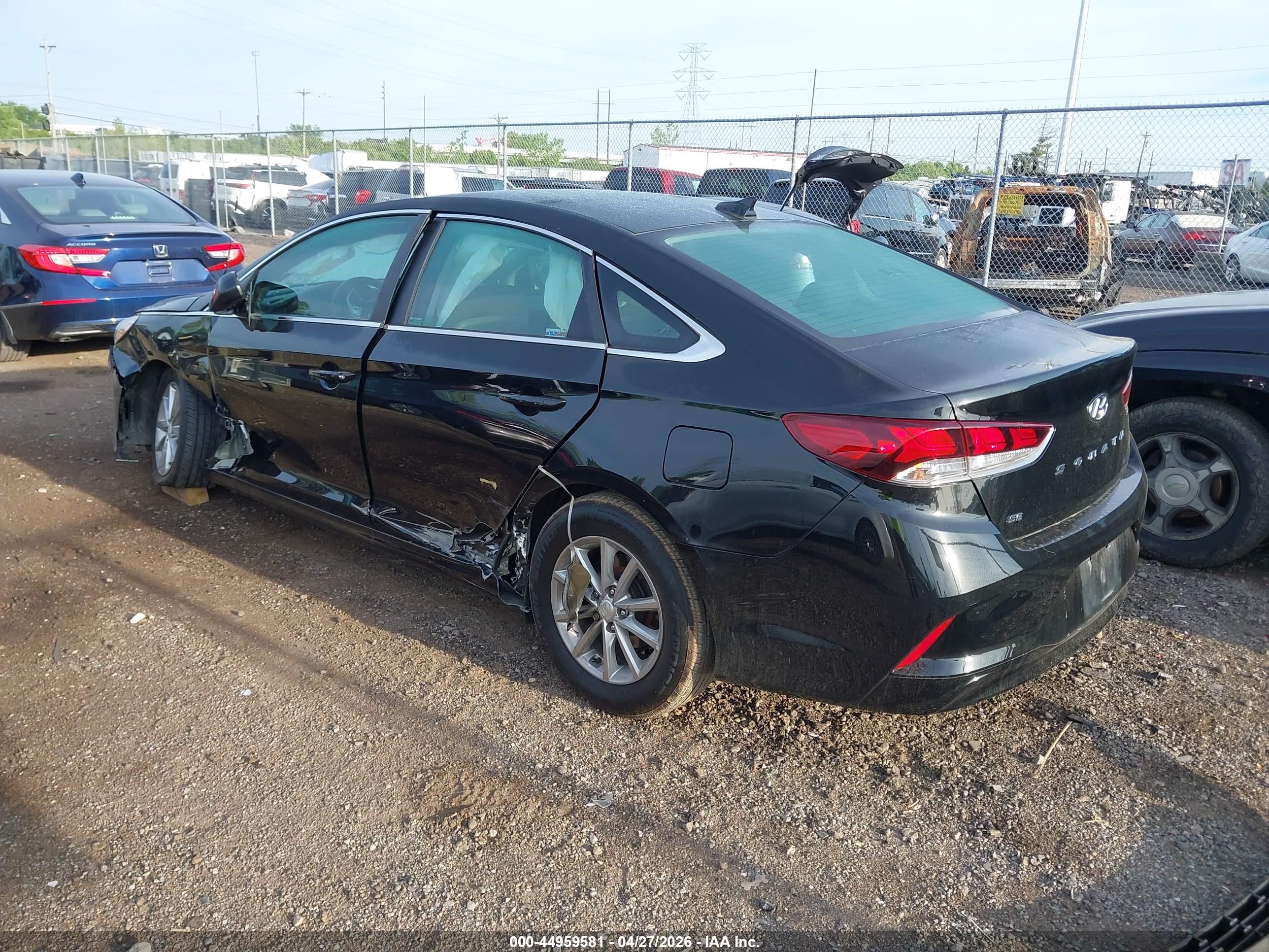 HYUNDAI SONATA image 3
