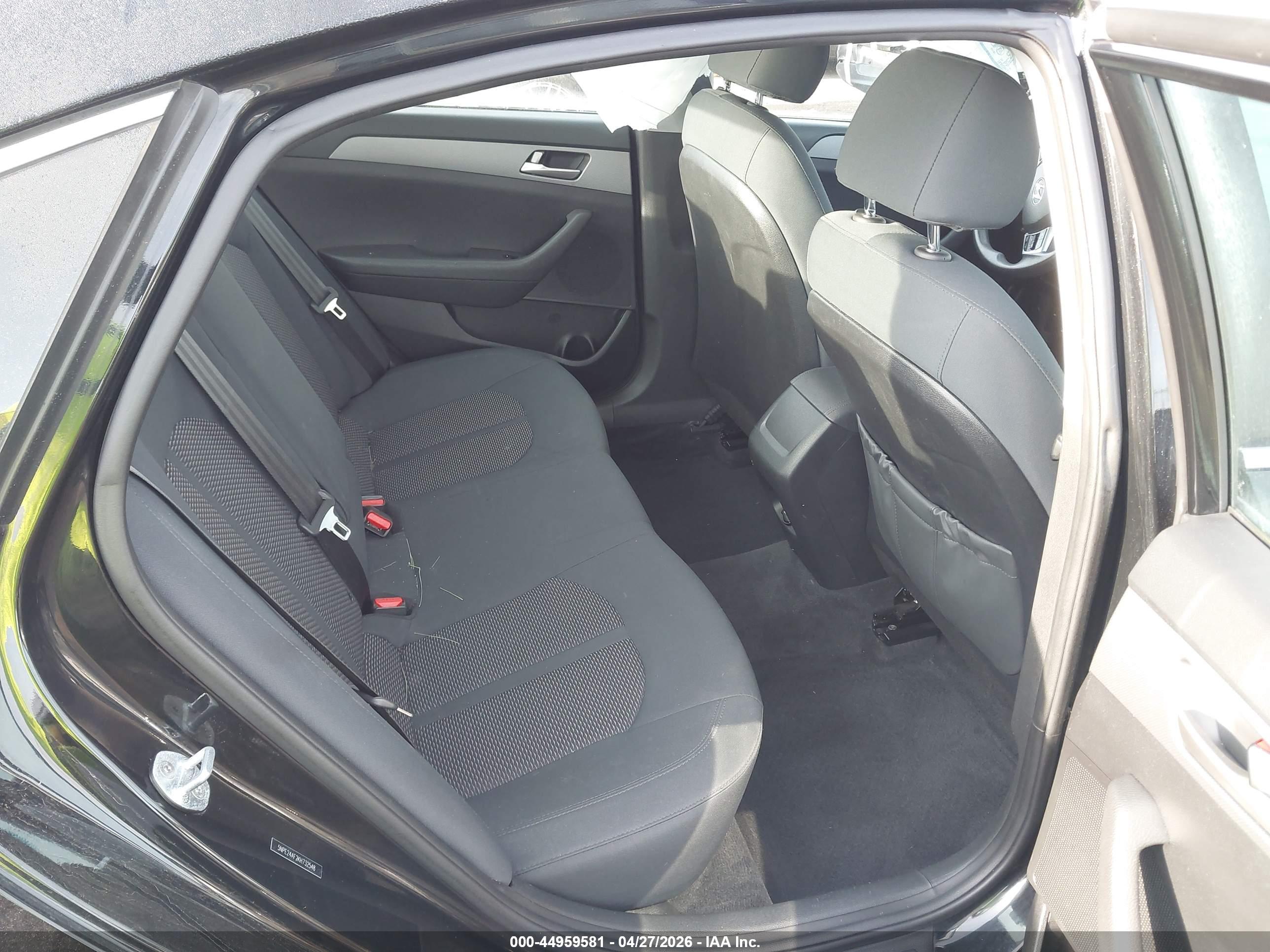 HYUNDAI SONATA image 8