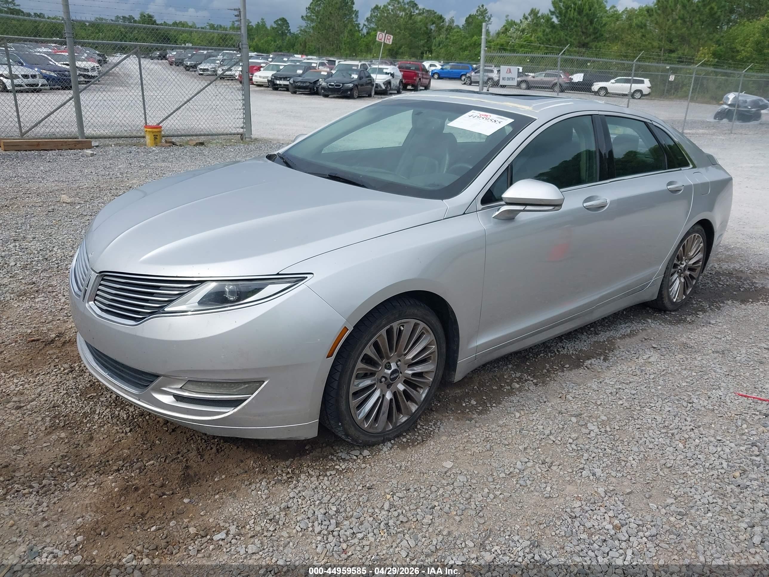 LINCOLN MKZ image 2