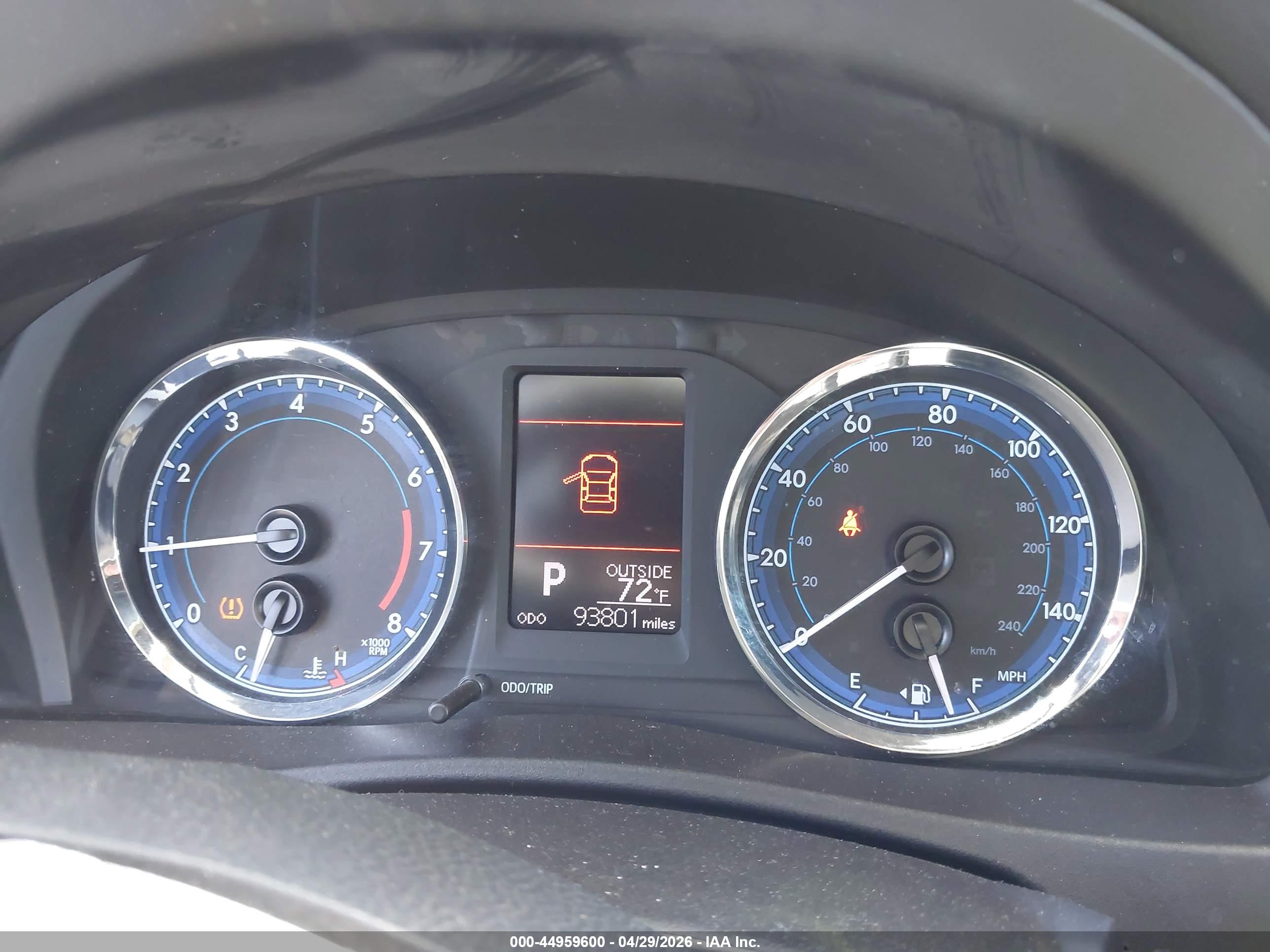 TOYOTA COROLLA image 7