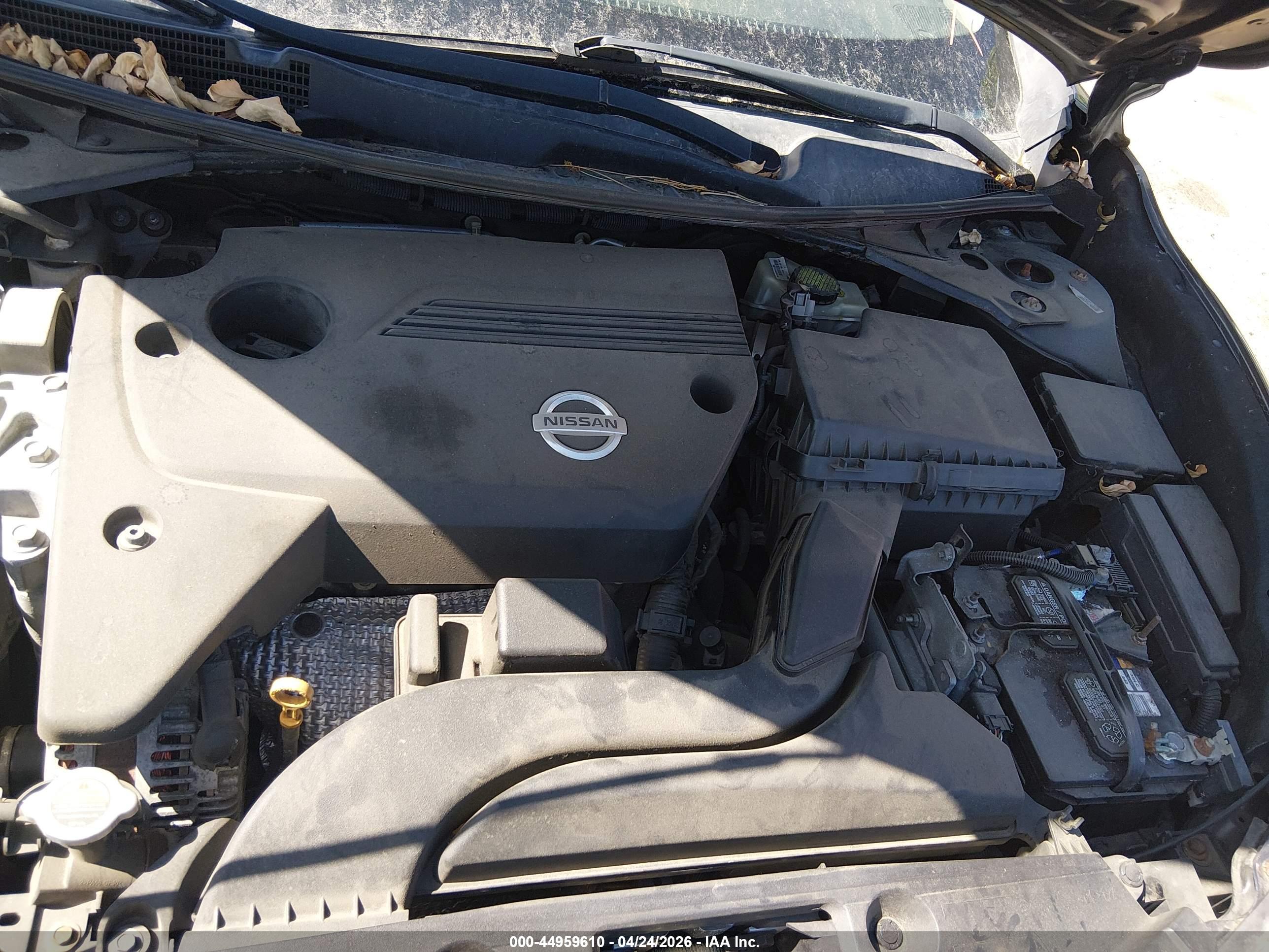 NISSAN ALTIMA image 10
