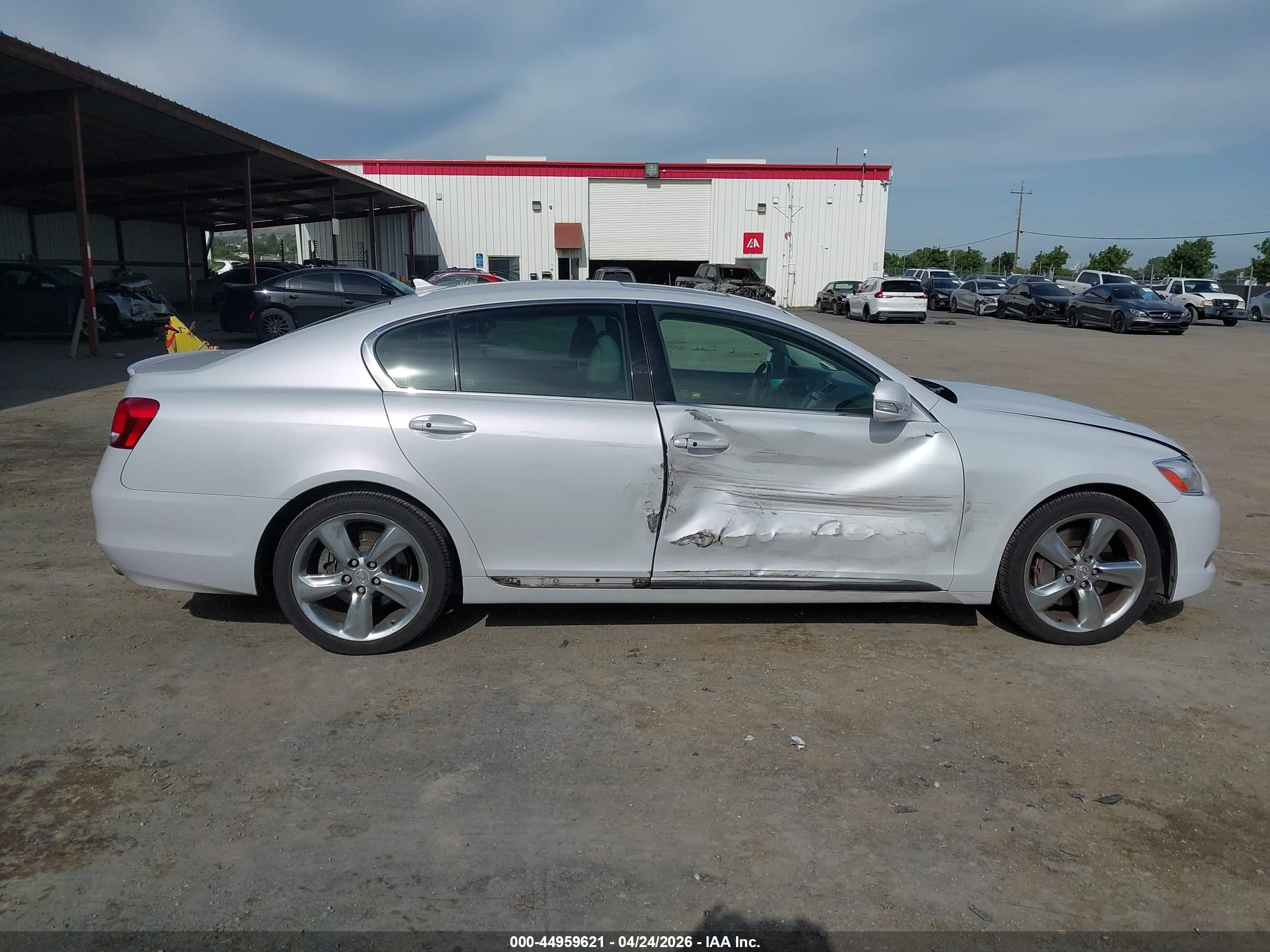 LEXUS GS image 6