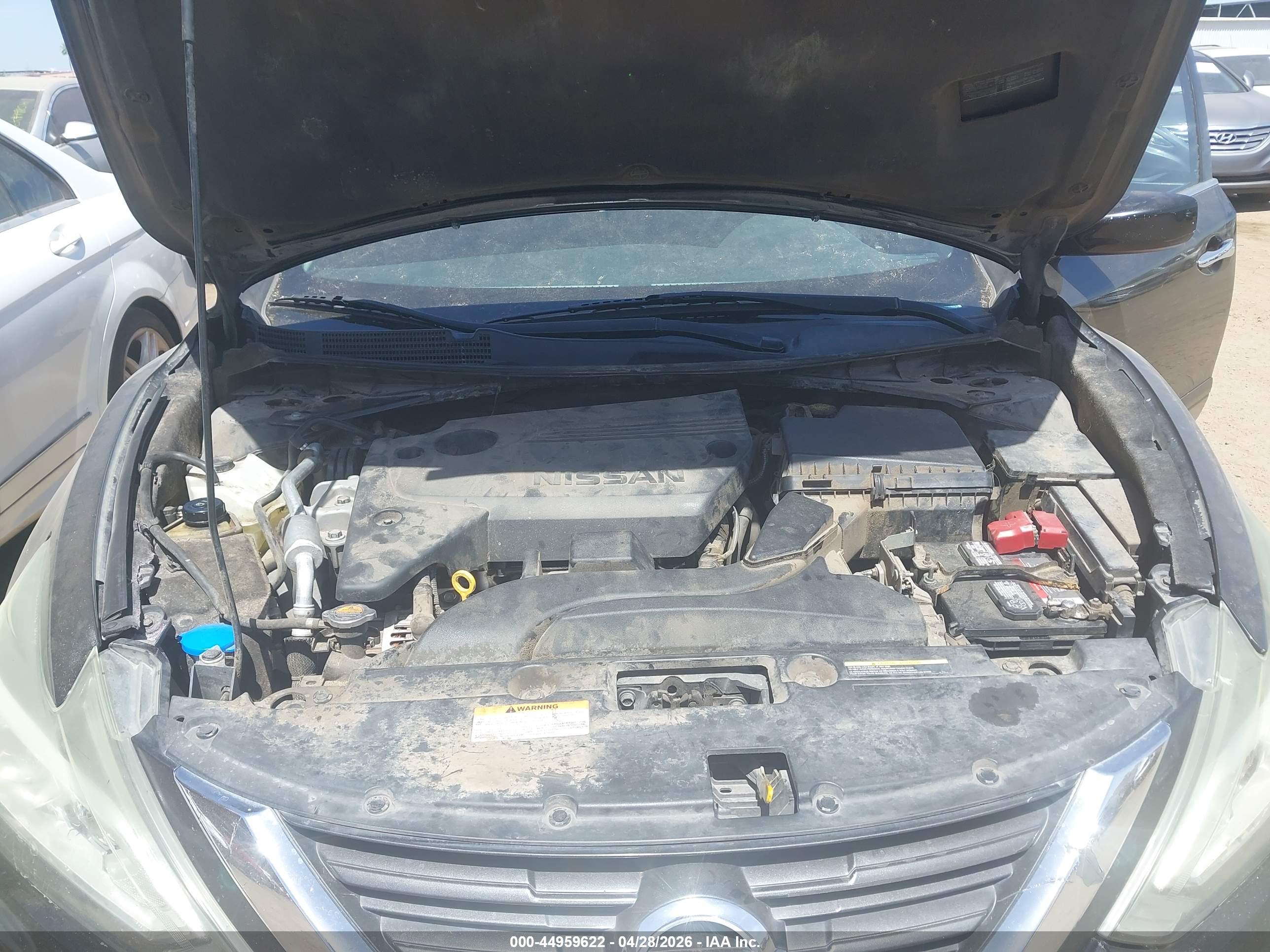 NISSAN ALTIMA image 10