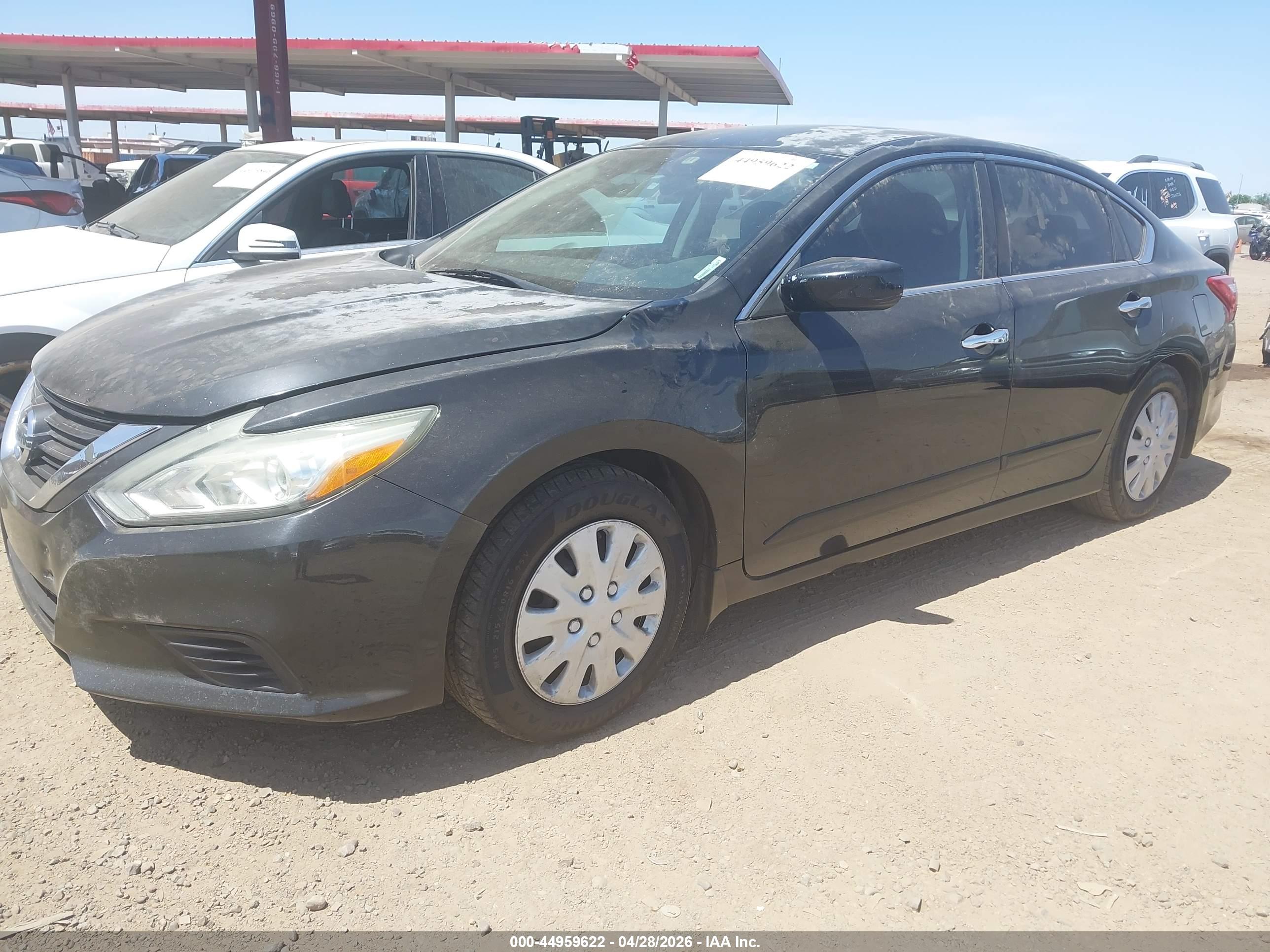 NISSAN ALTIMA image 2
