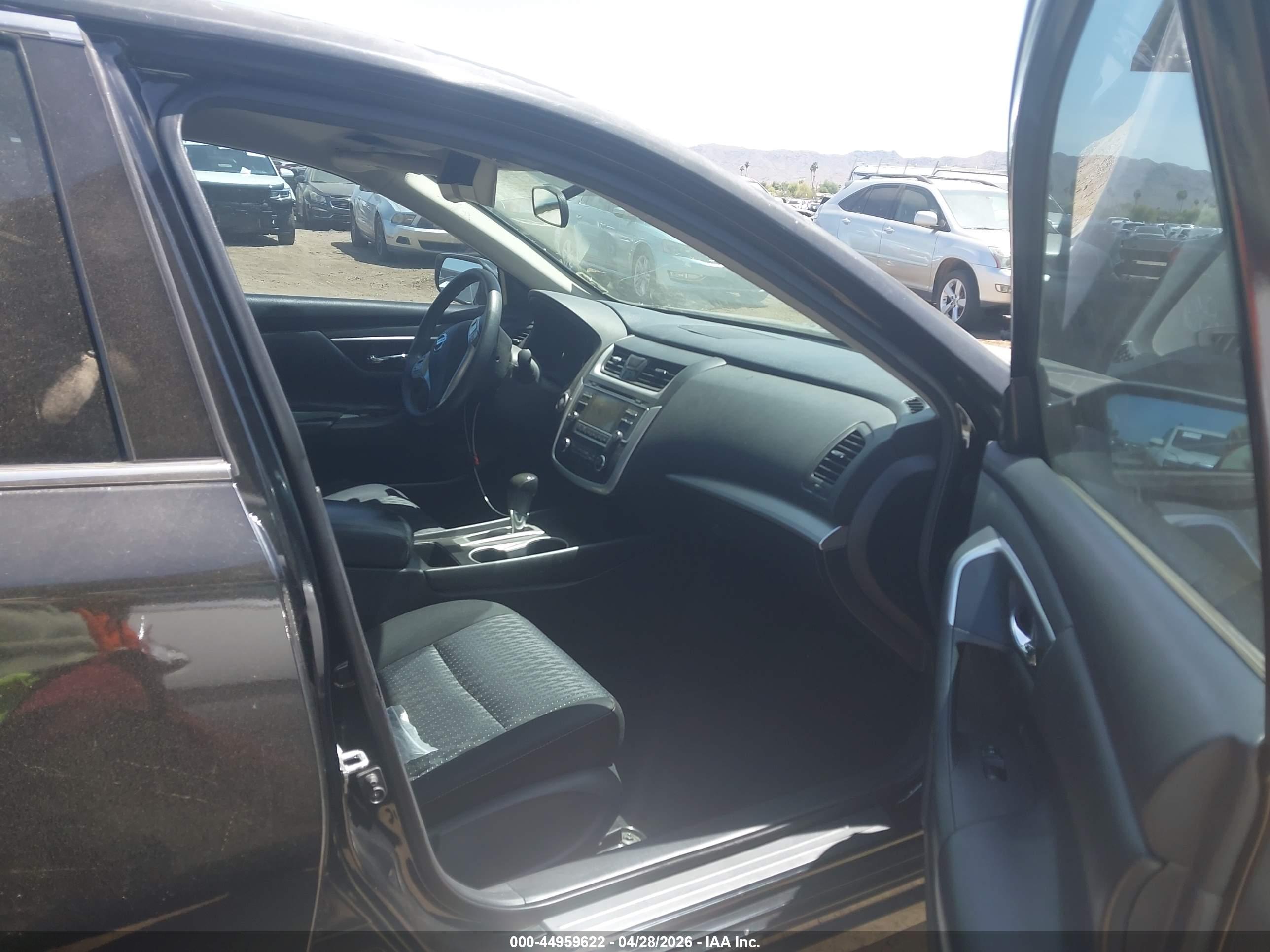 NISSAN ALTIMA image 5