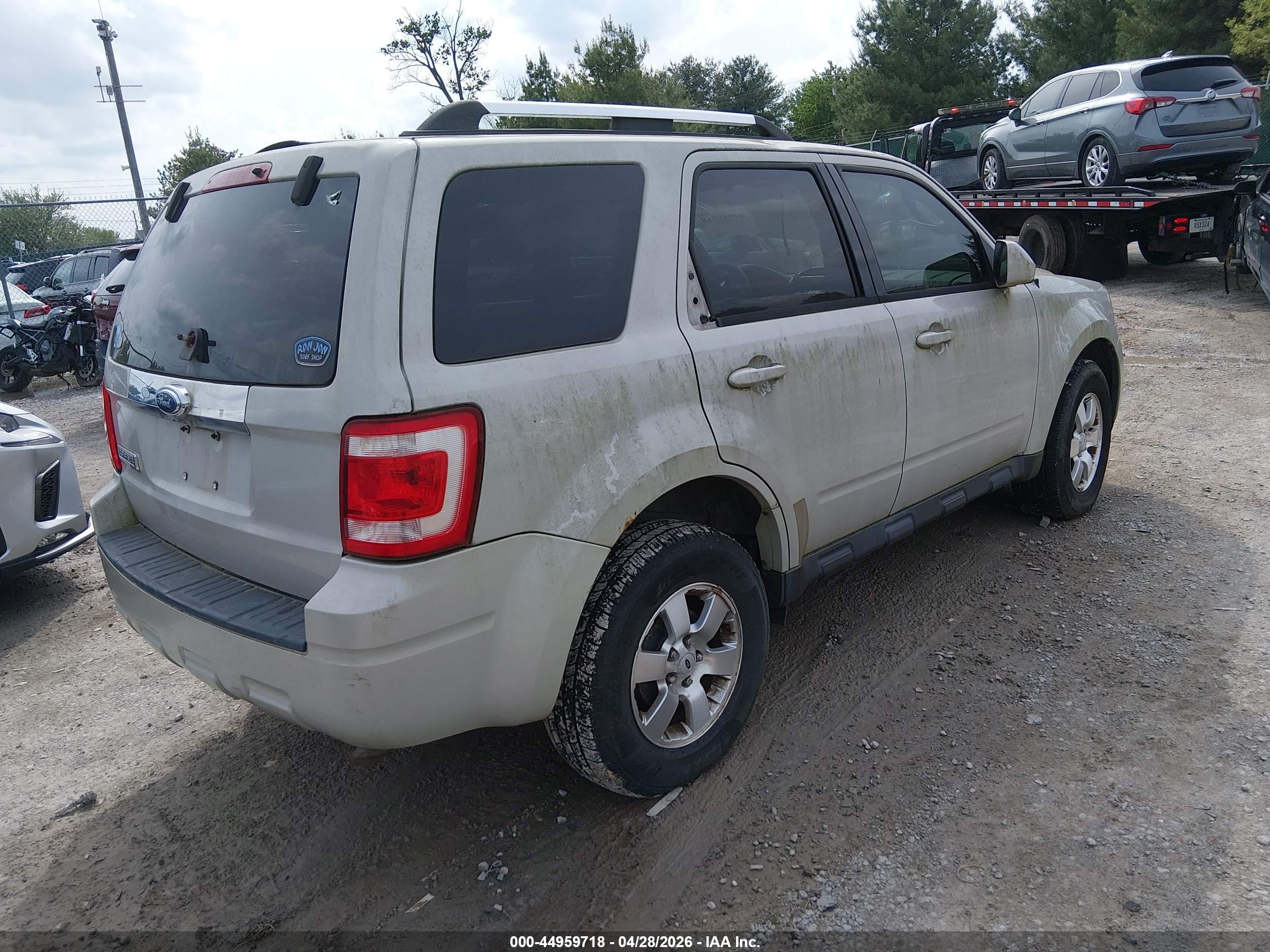 FORD ESCAPE image 4
