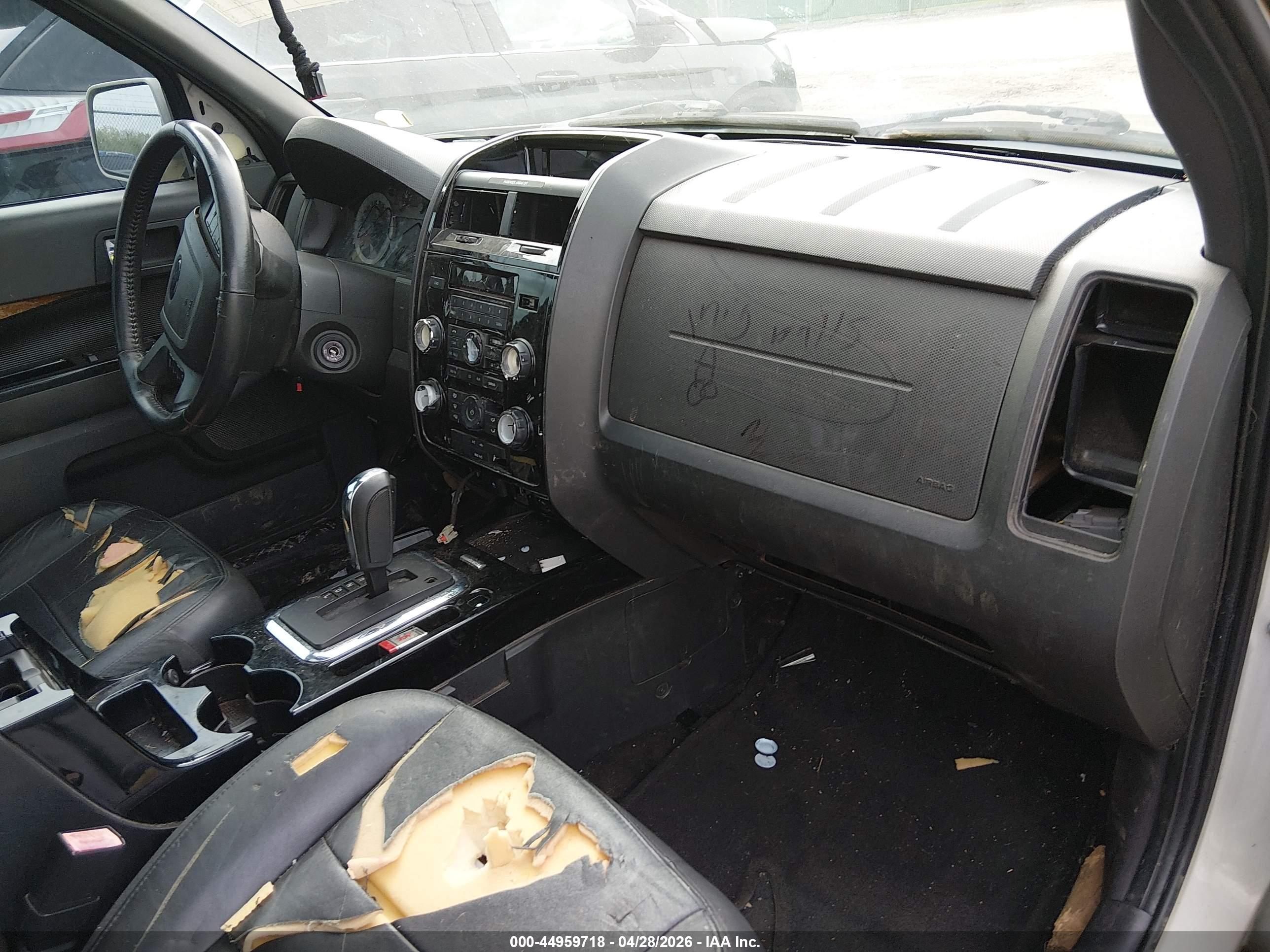 FORD ESCAPE image 5