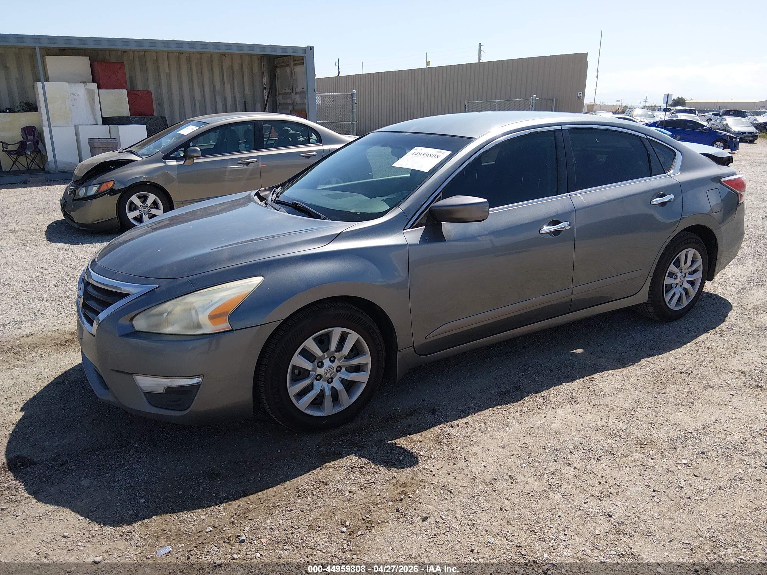 NISSAN ALTIMA image 2