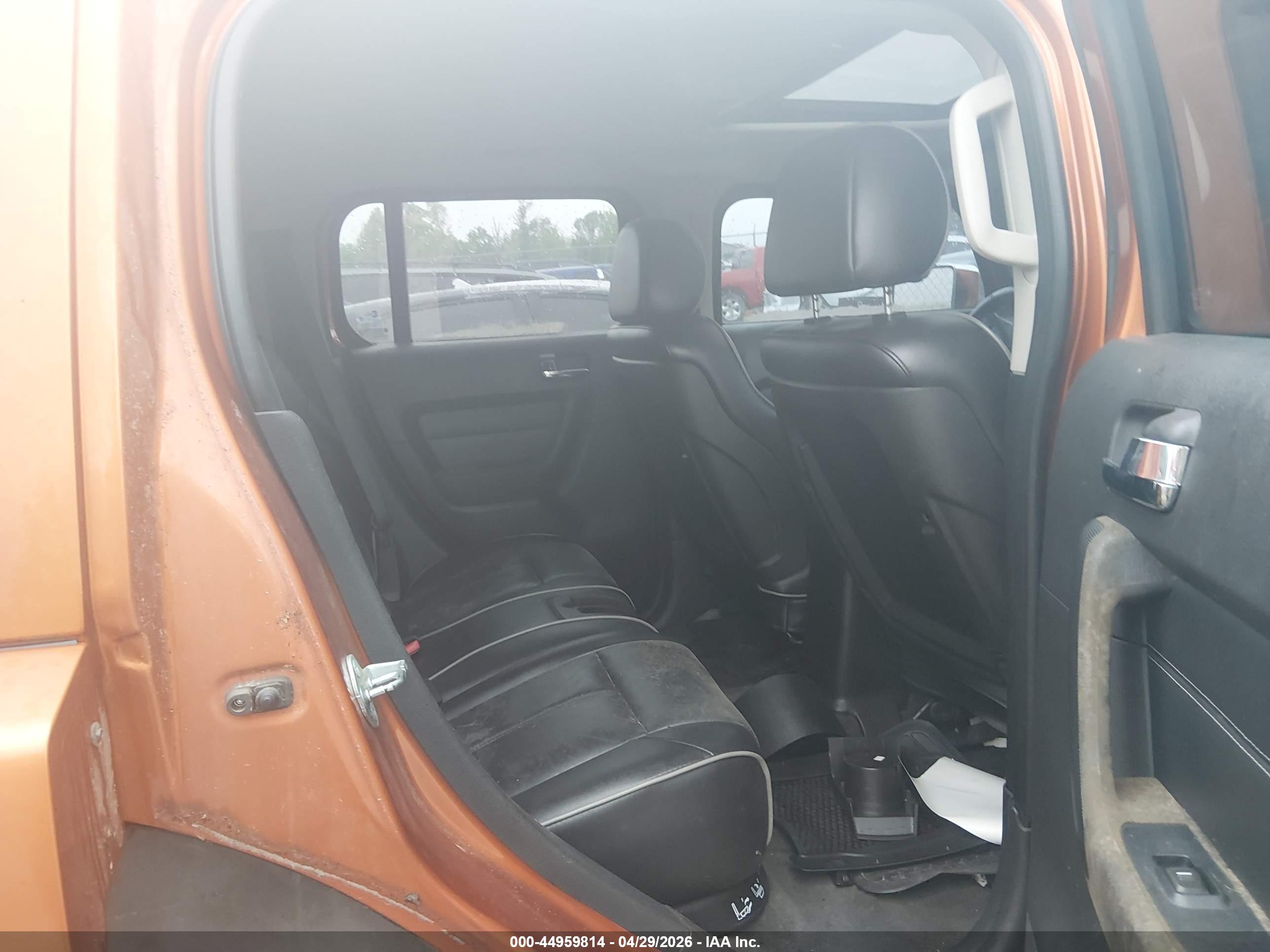 HUMMER H3 image 8