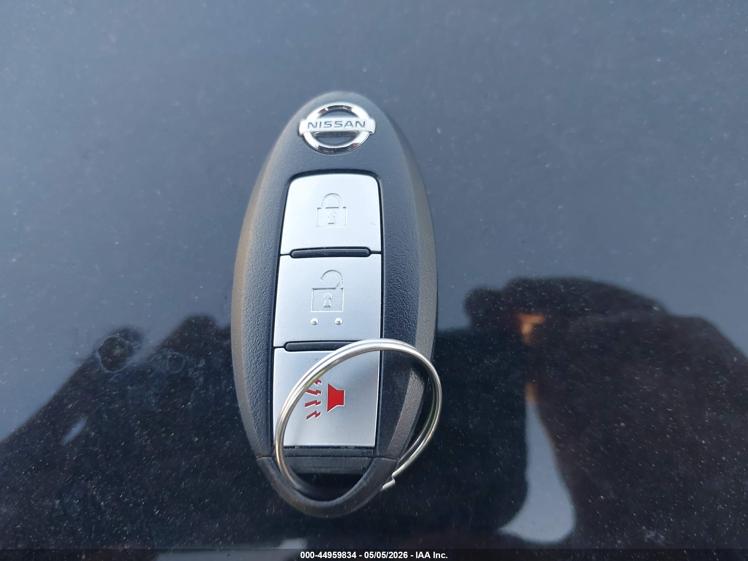 NISSAN MURANO image 11