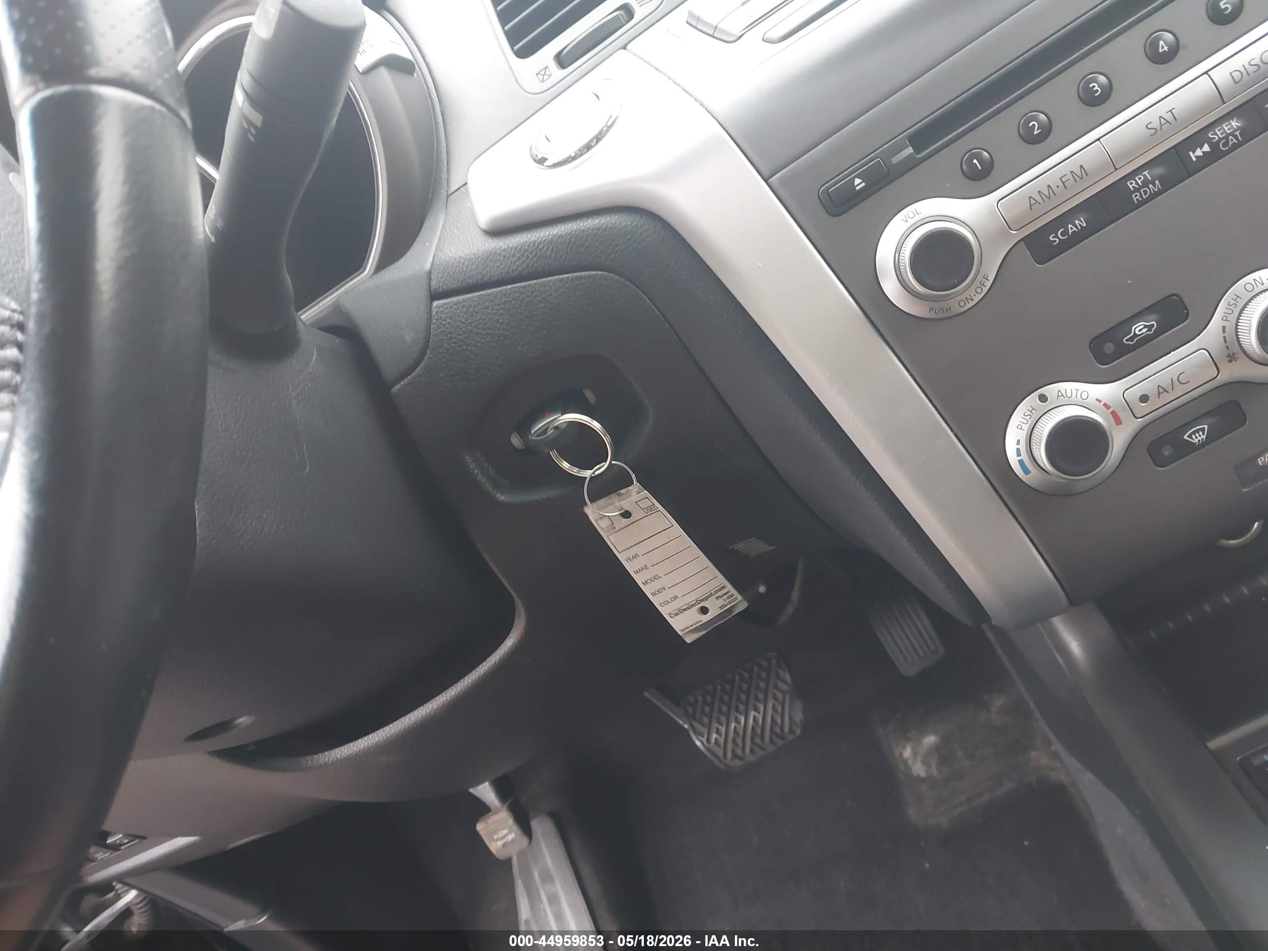 NISSAN MURANO image 11