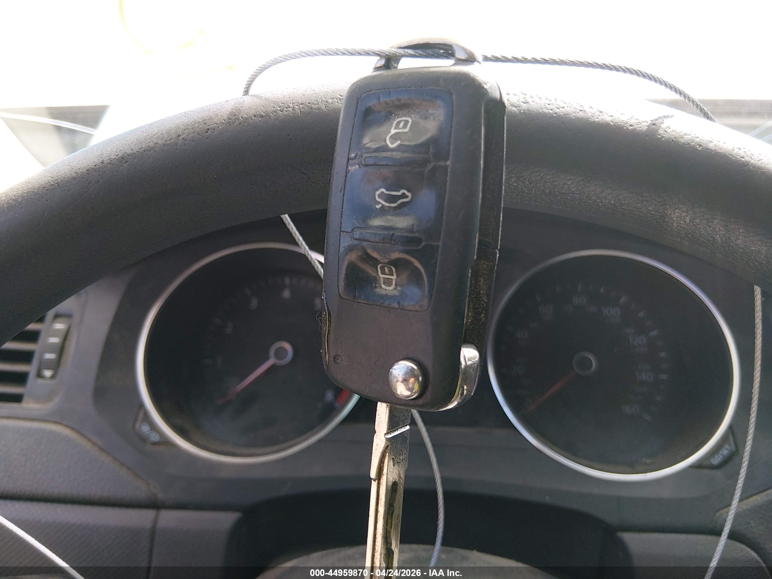 VOLKSWAGEN JETTA image 11