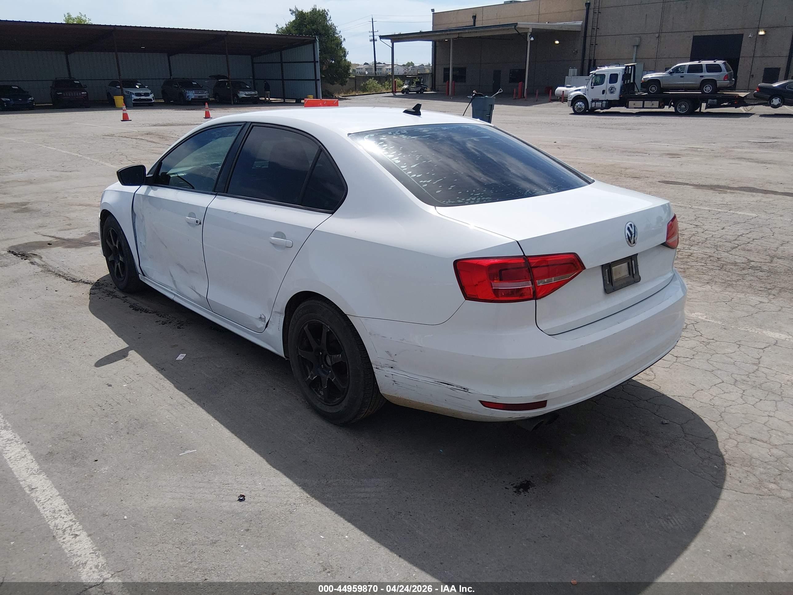 VOLKSWAGEN JETTA image 3