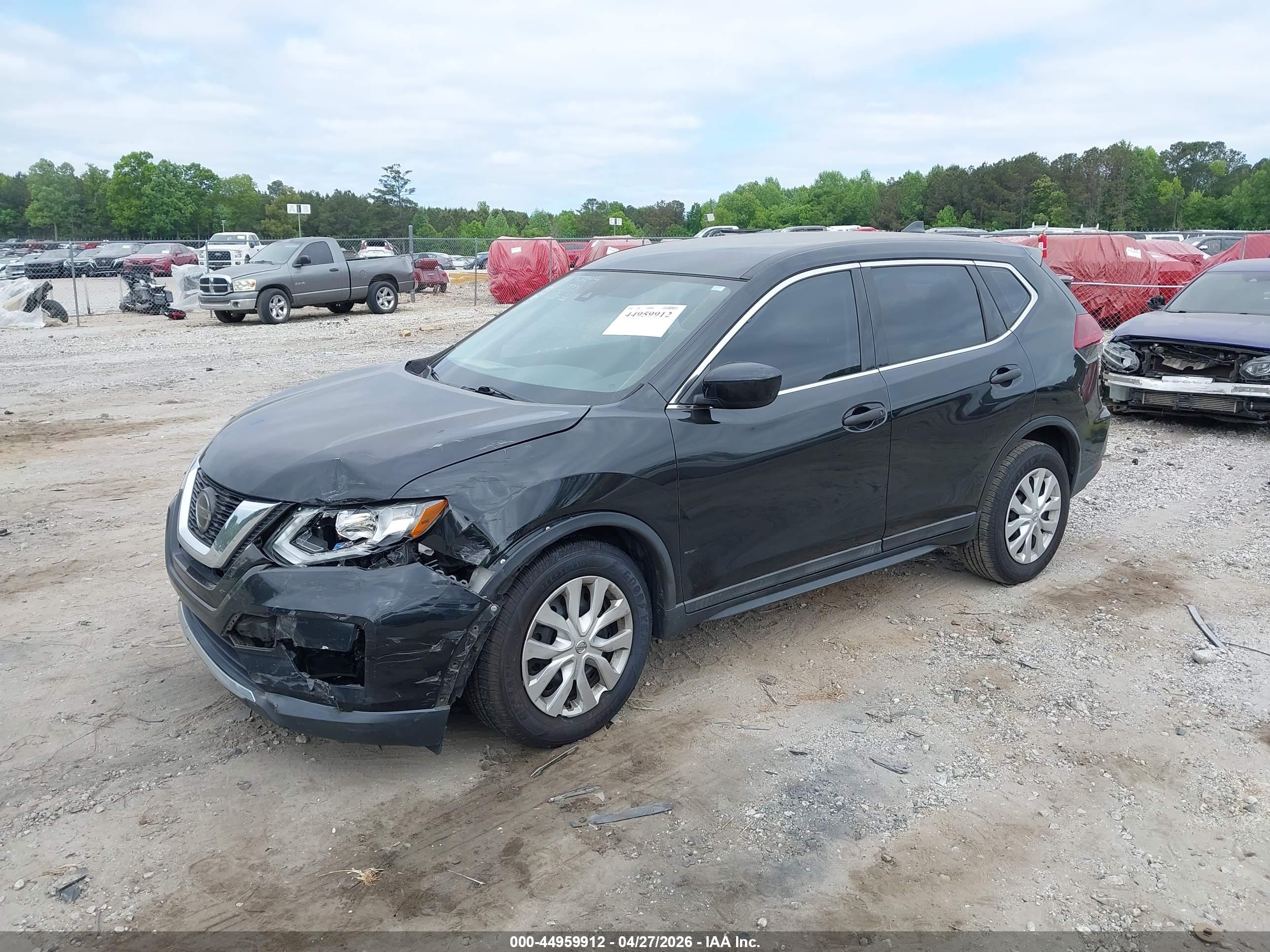NISSAN ROGUE image 2
