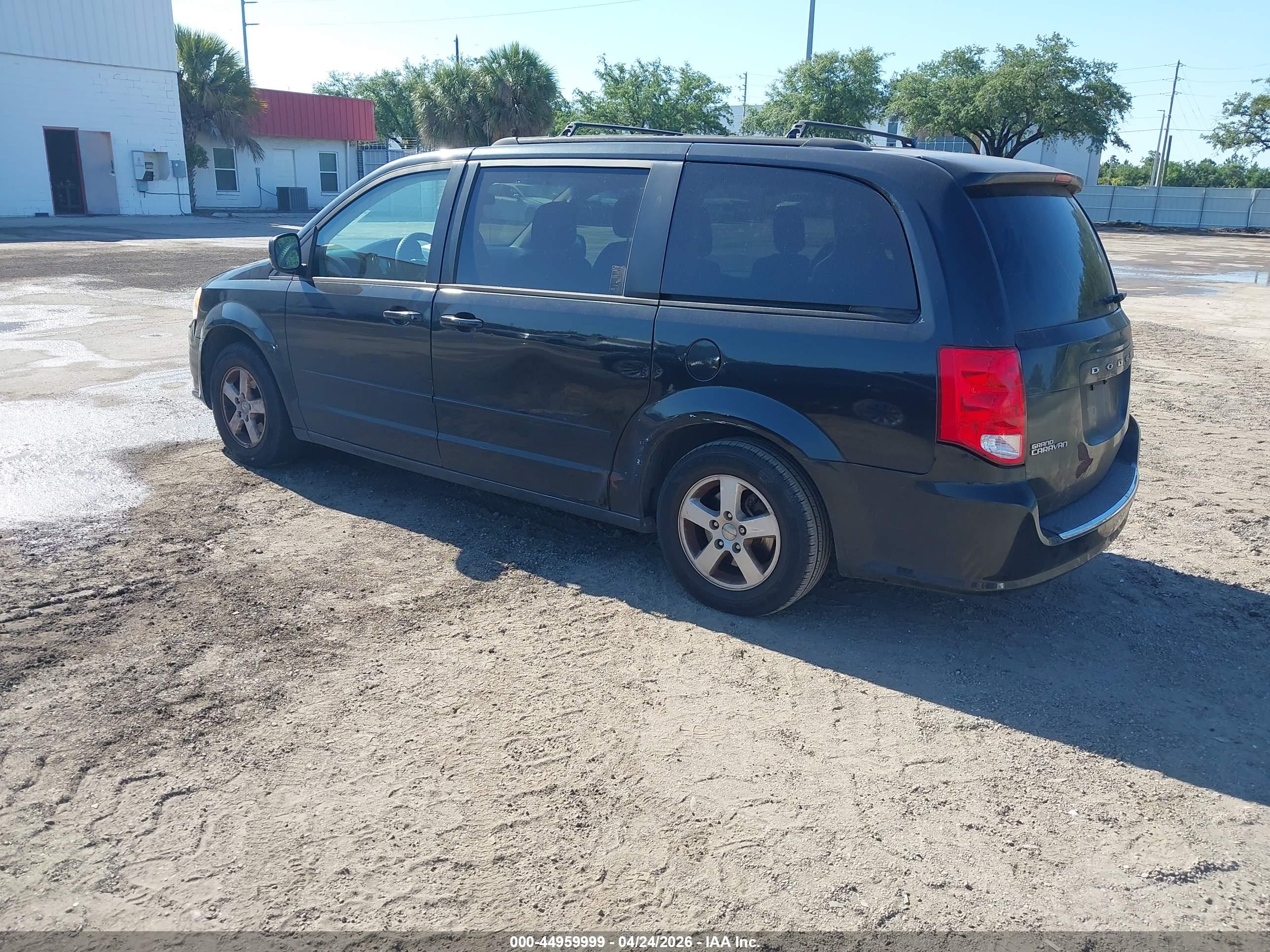 DODGE GRAND image 3