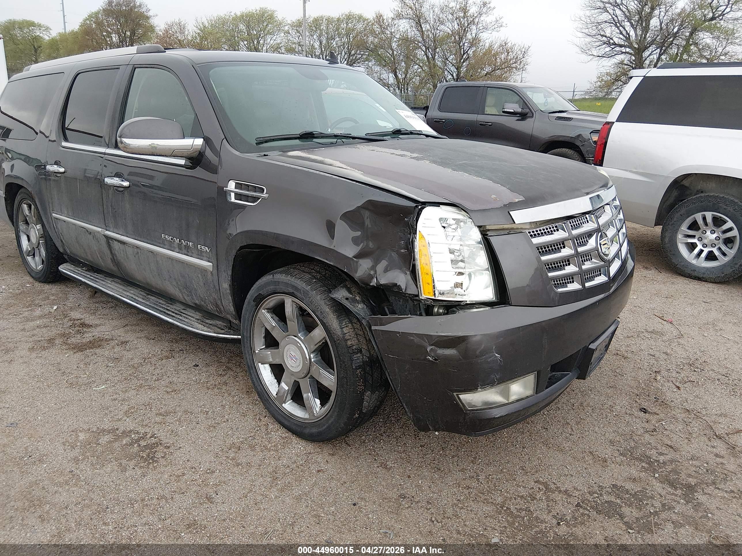 CADILLAC ESCALADE image 6