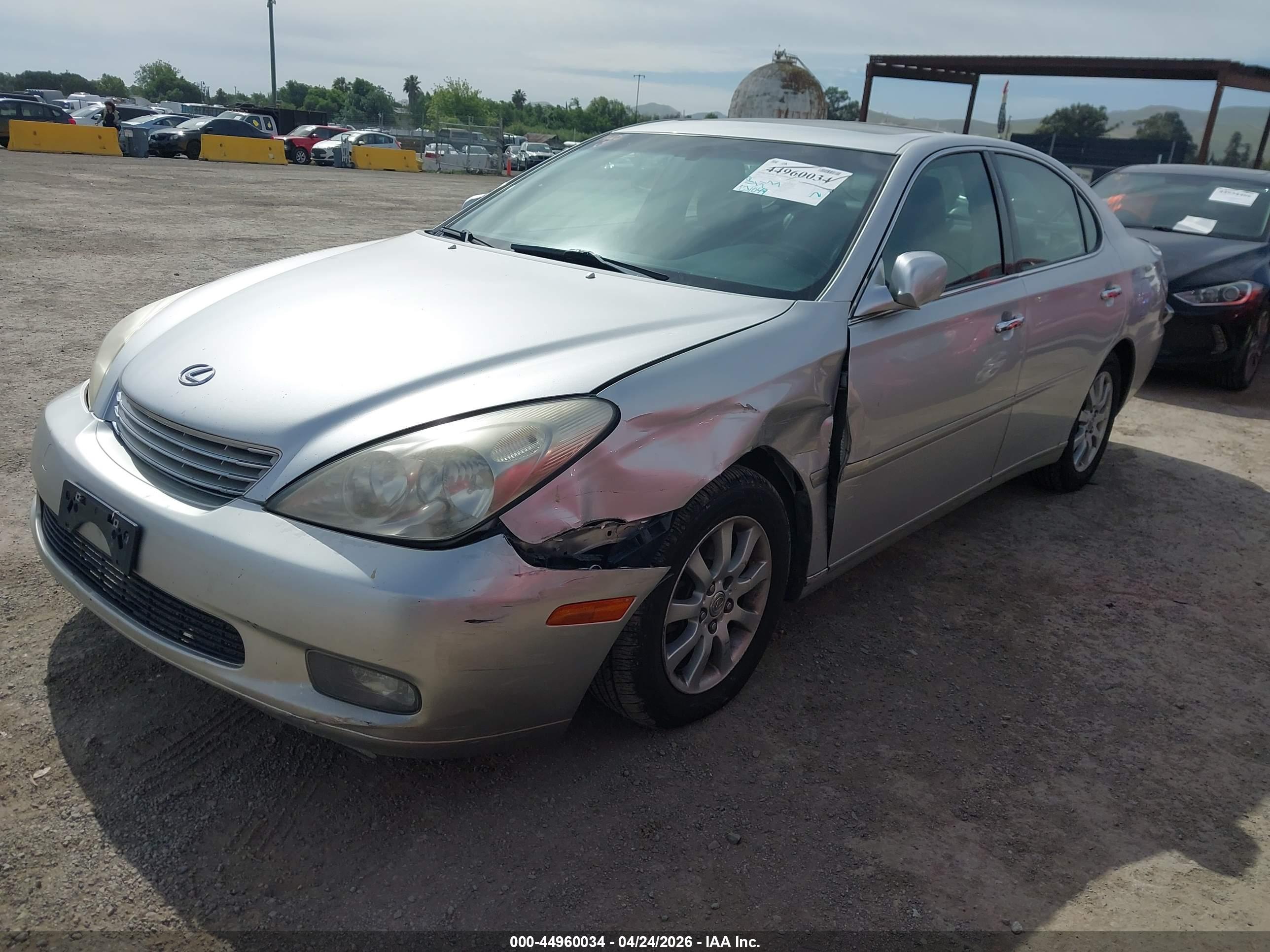 LEXUS ES image 2