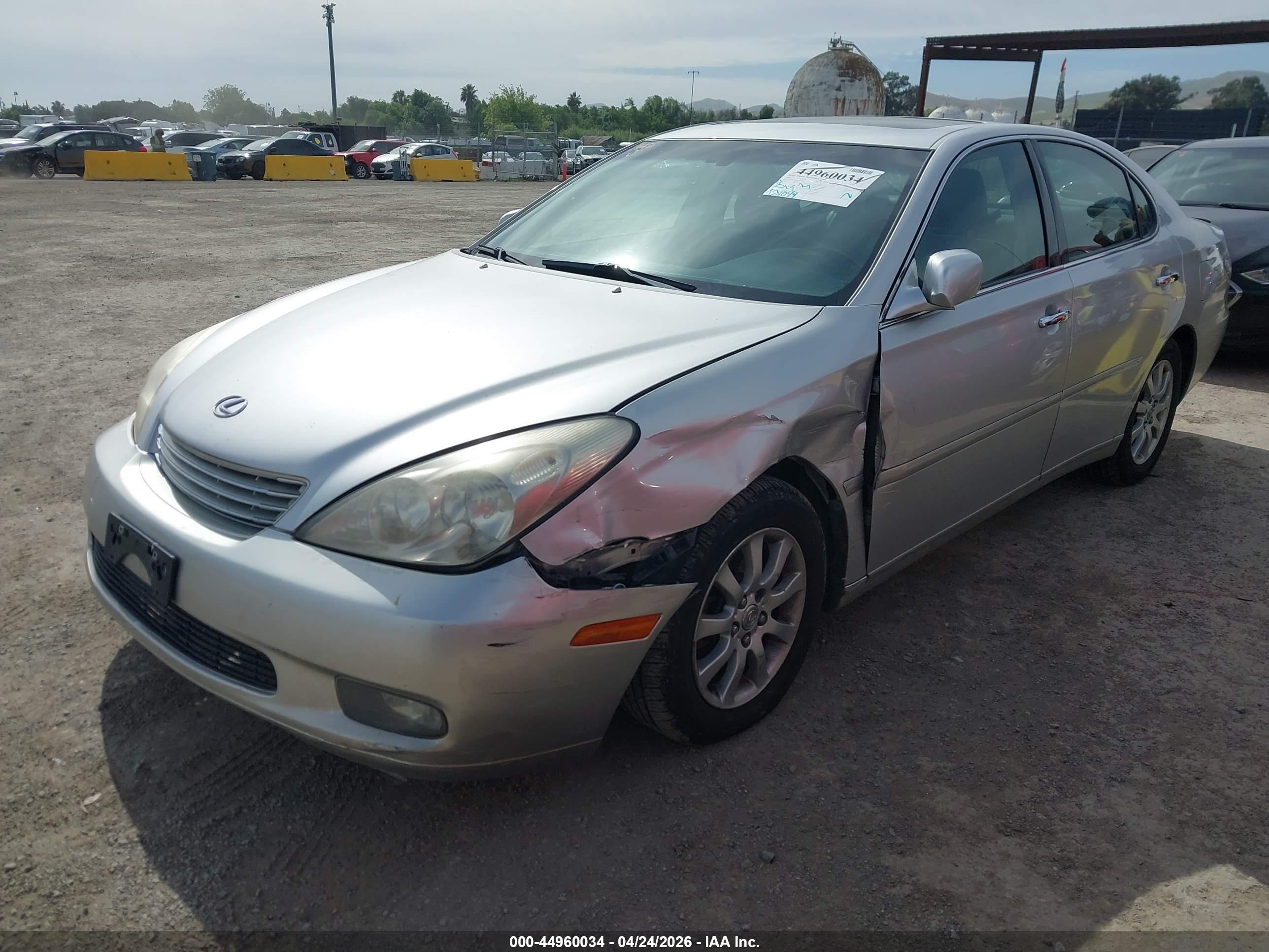 LEXUS ES image 6