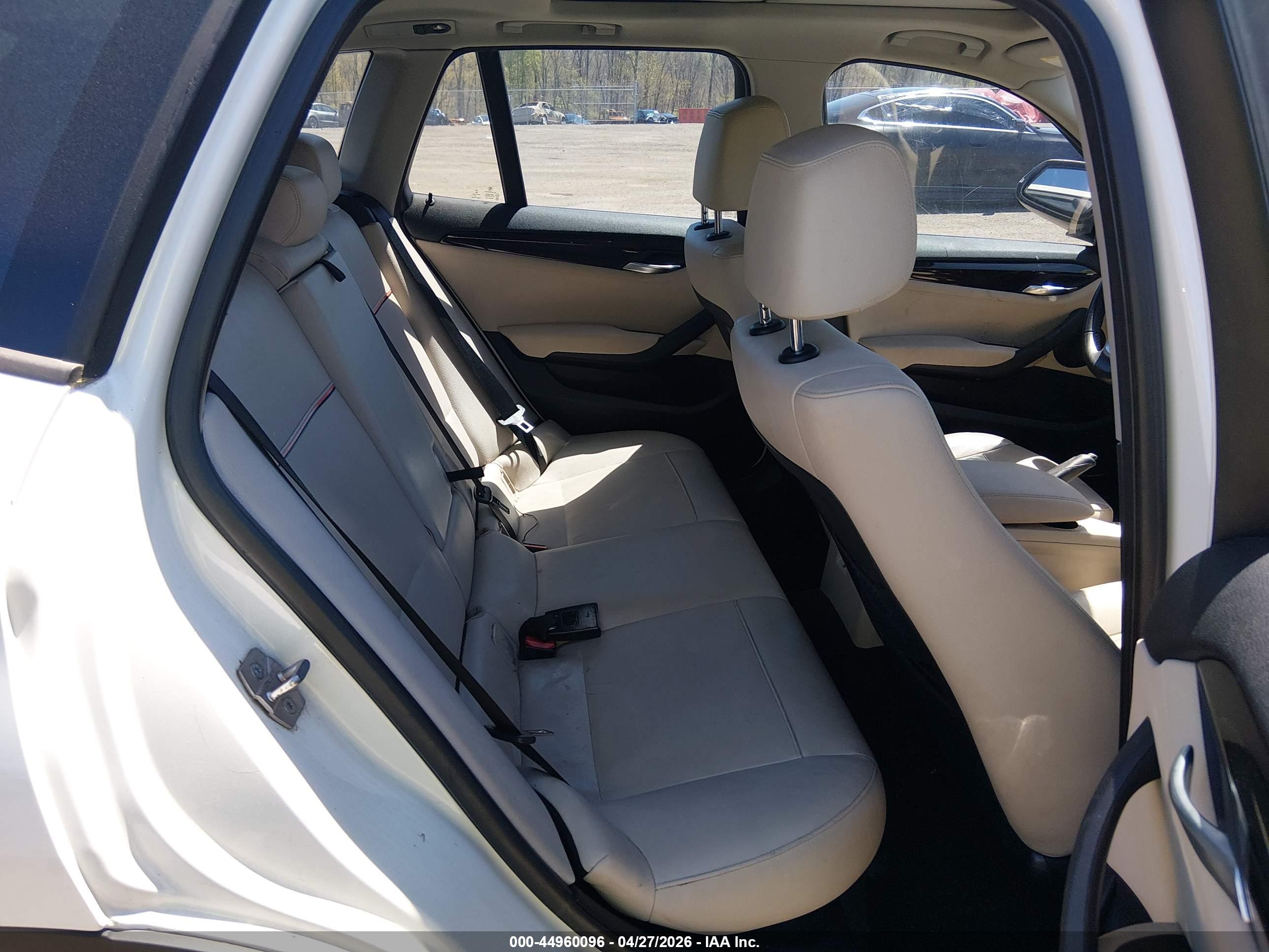 BMW X1 image 8