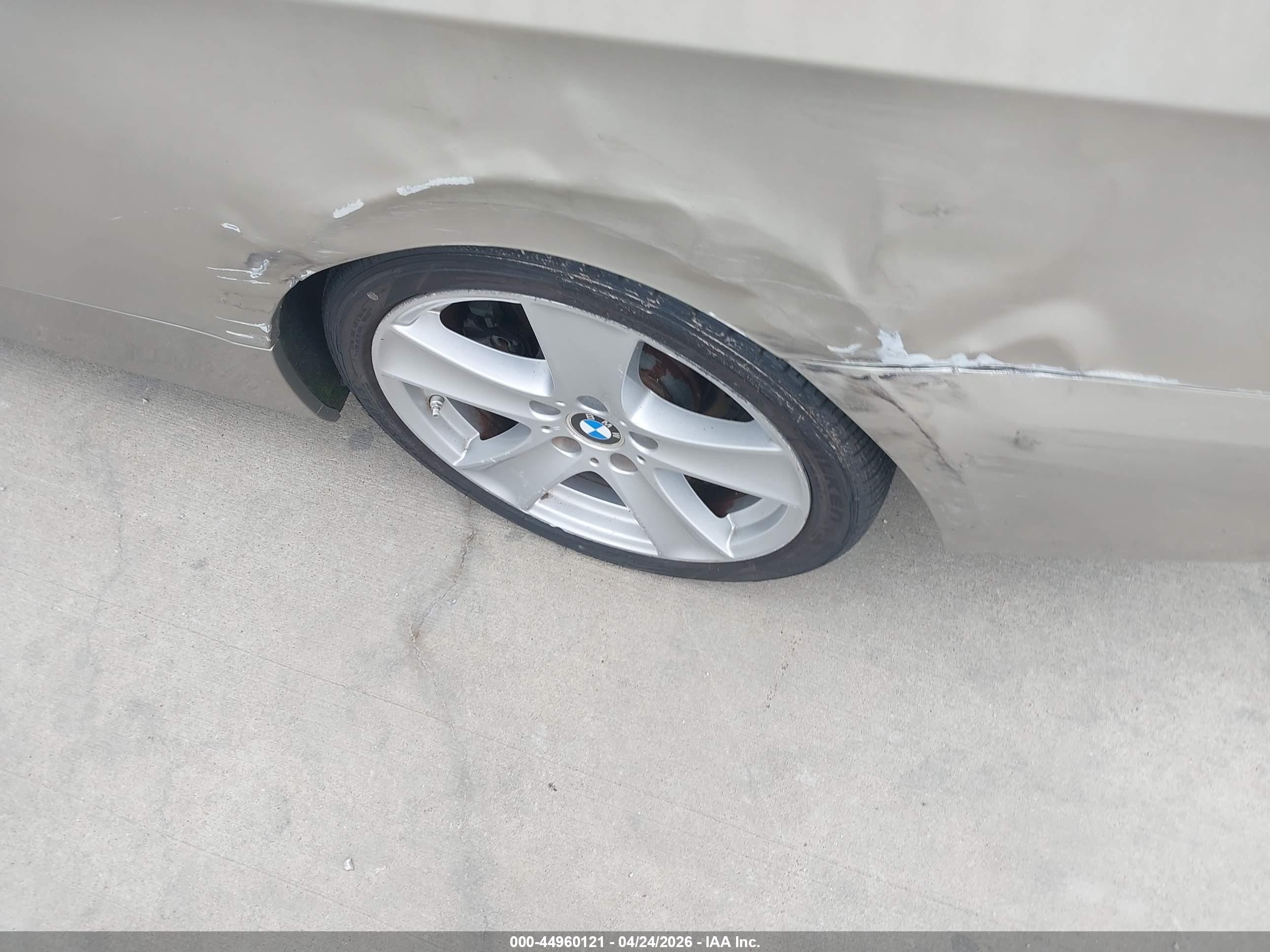 BMW 335I image 6