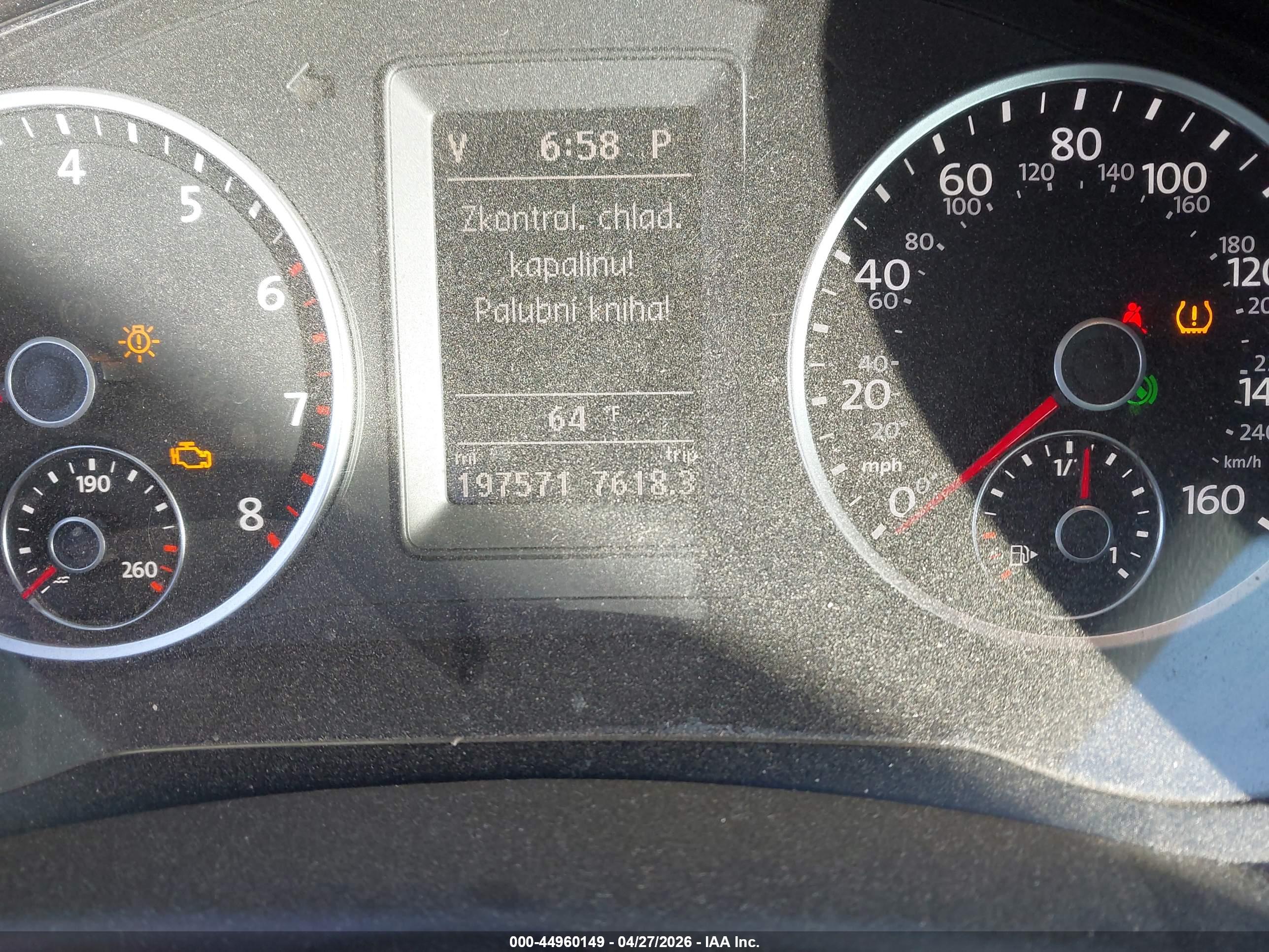VOLKSWAGEN TIGUAN image 7