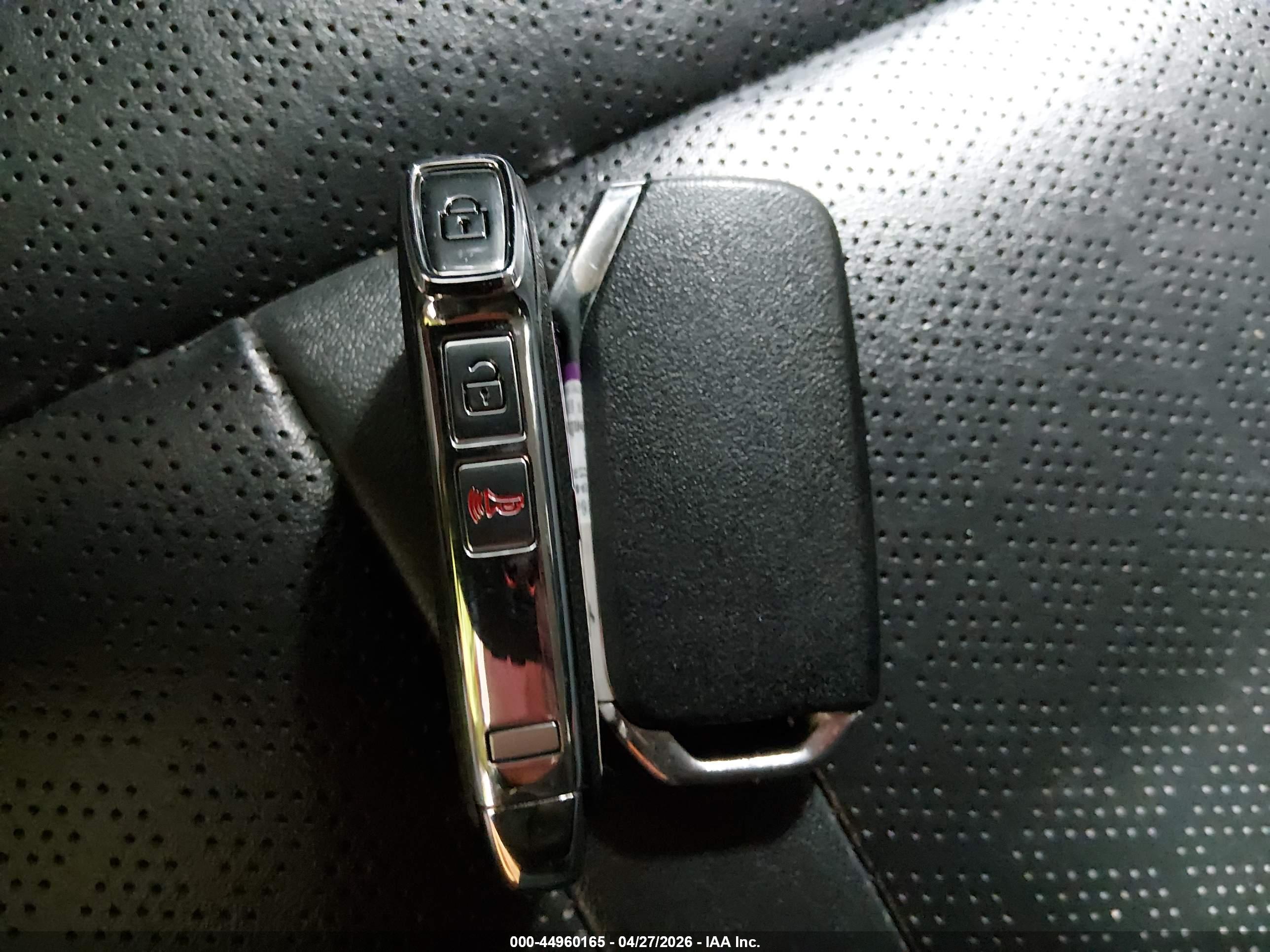 KIA SORENTO image 11