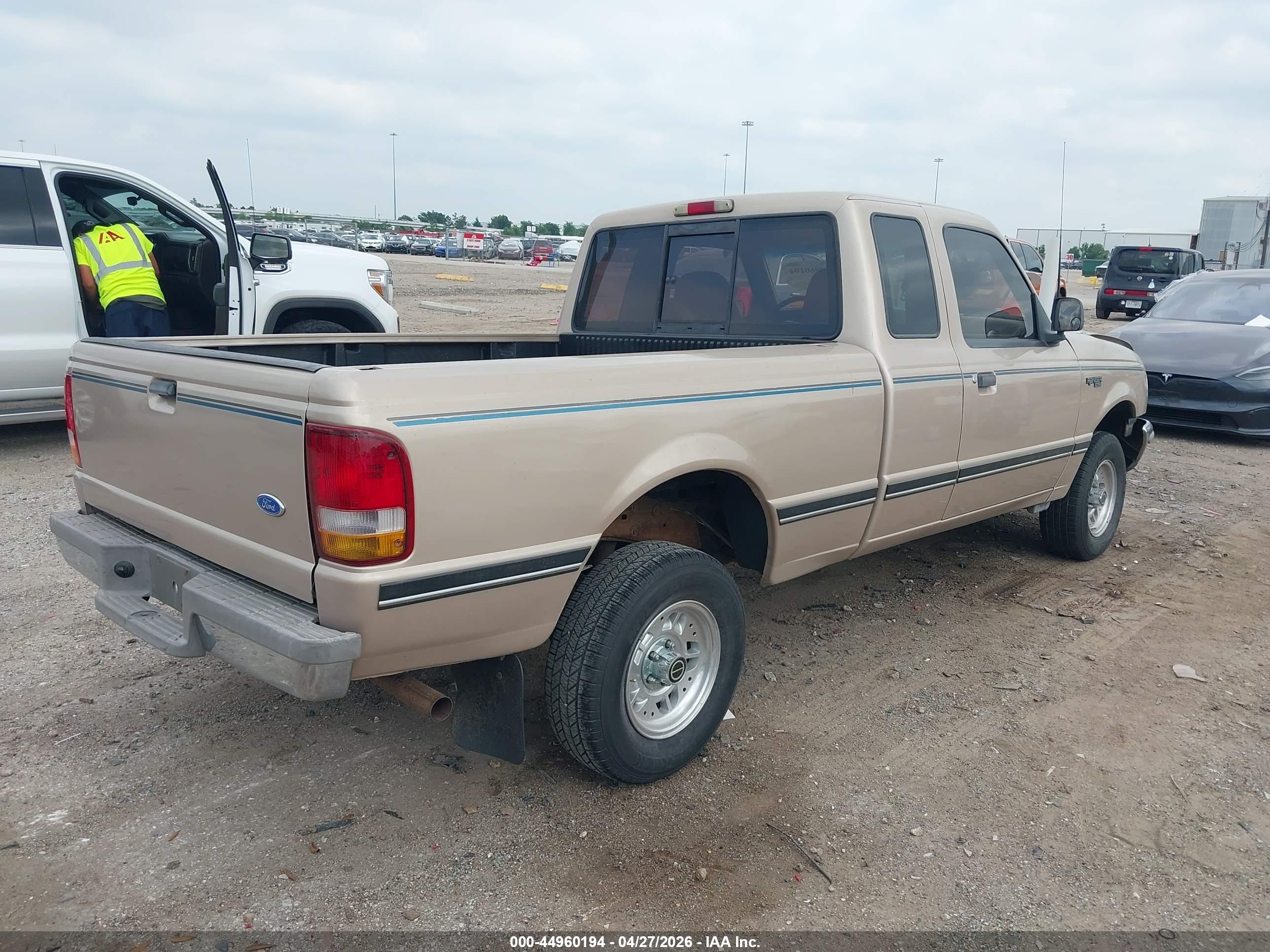 FORD RANGER image 4