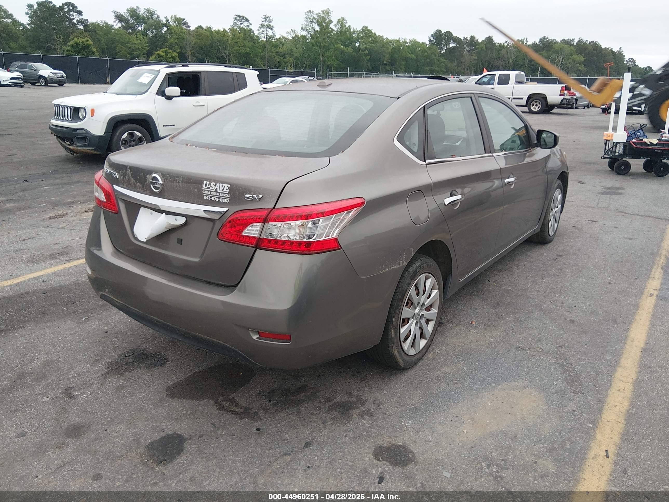 NISSAN SENTRA image 4