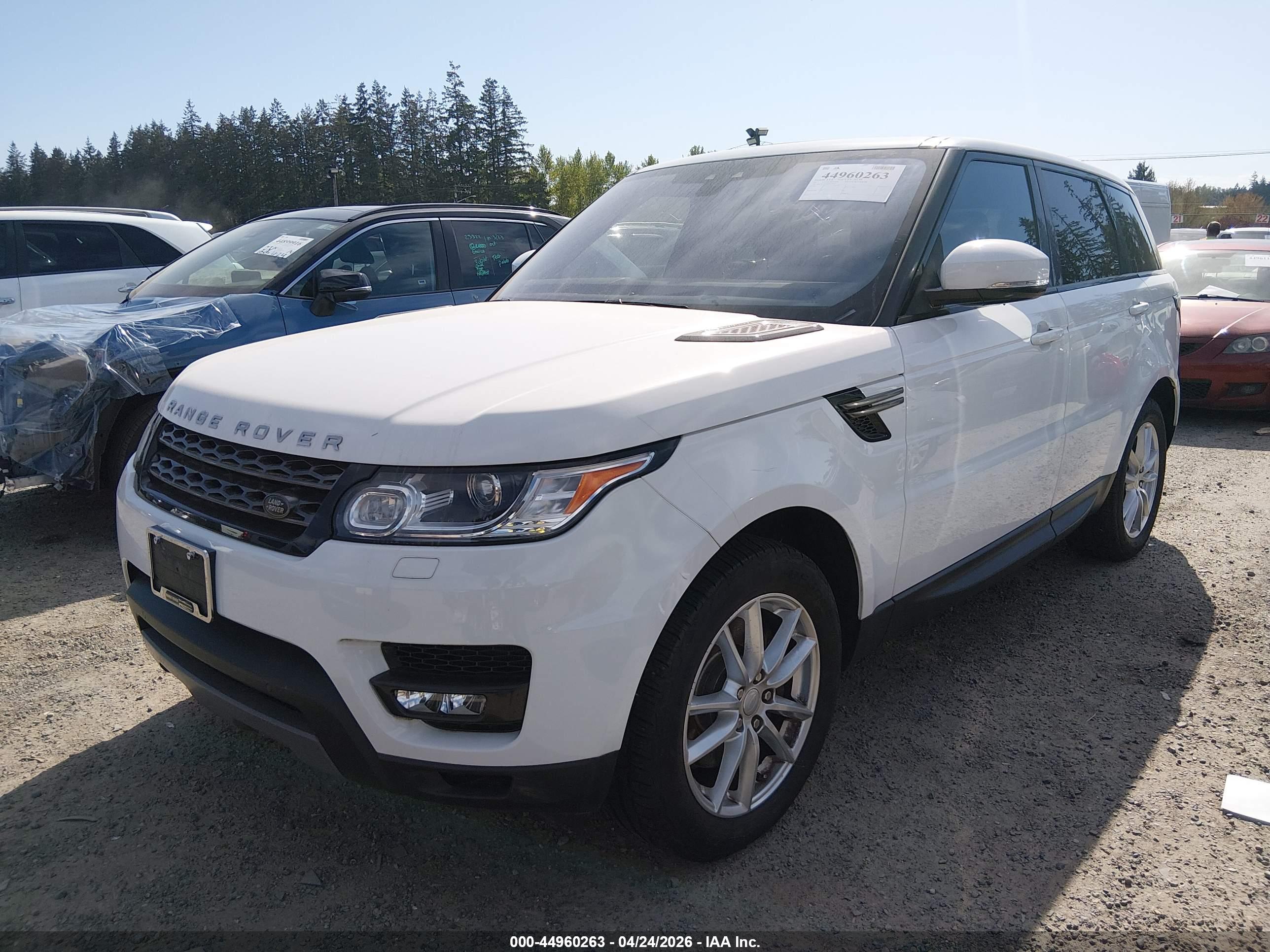 LAND ROVER image 2
