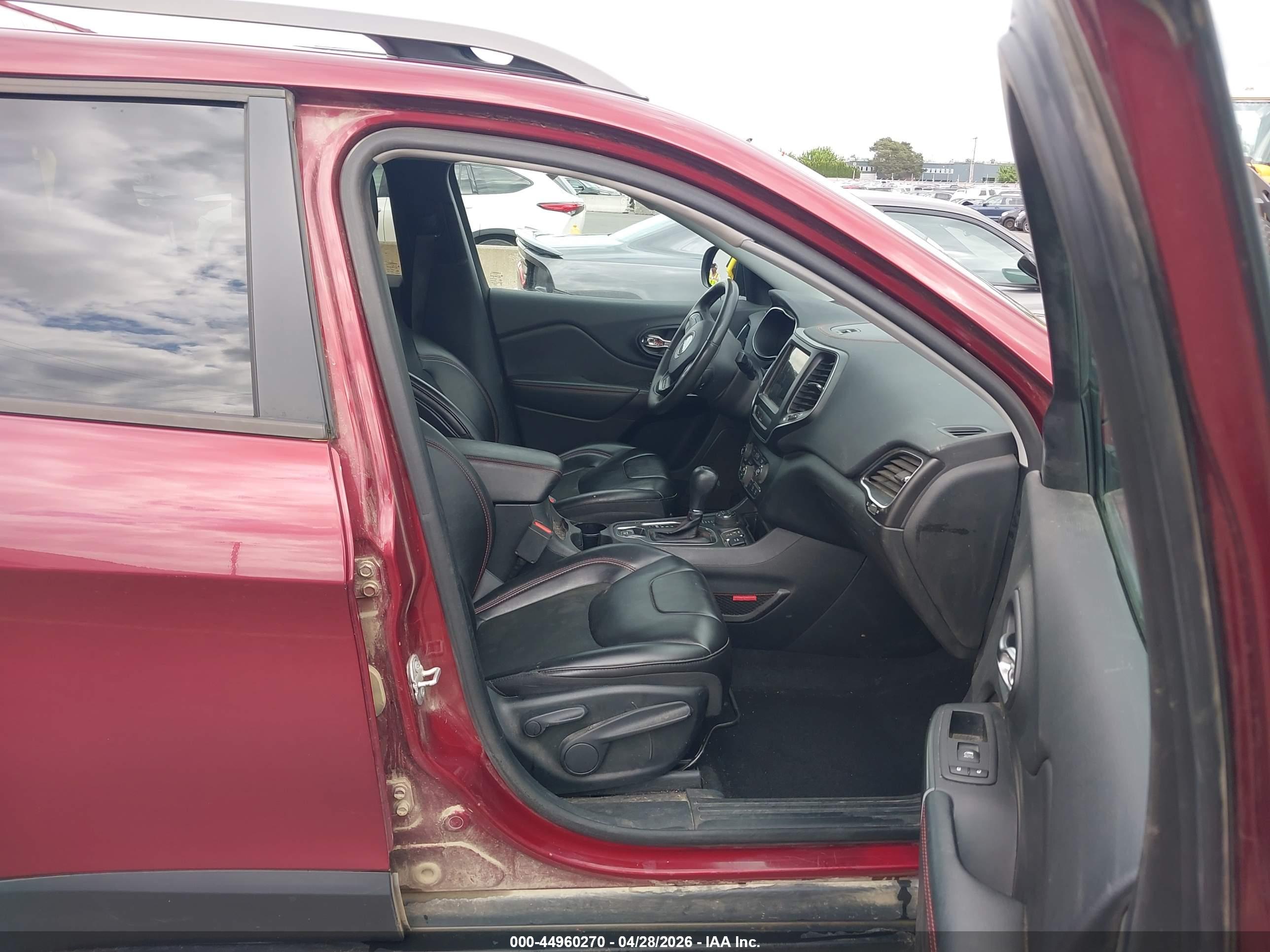 JEEP CHEROKEE image 5