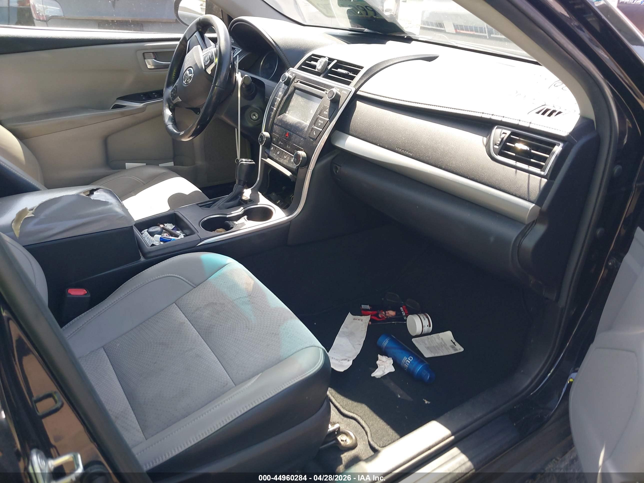 TOYOTA CAMRY image 5