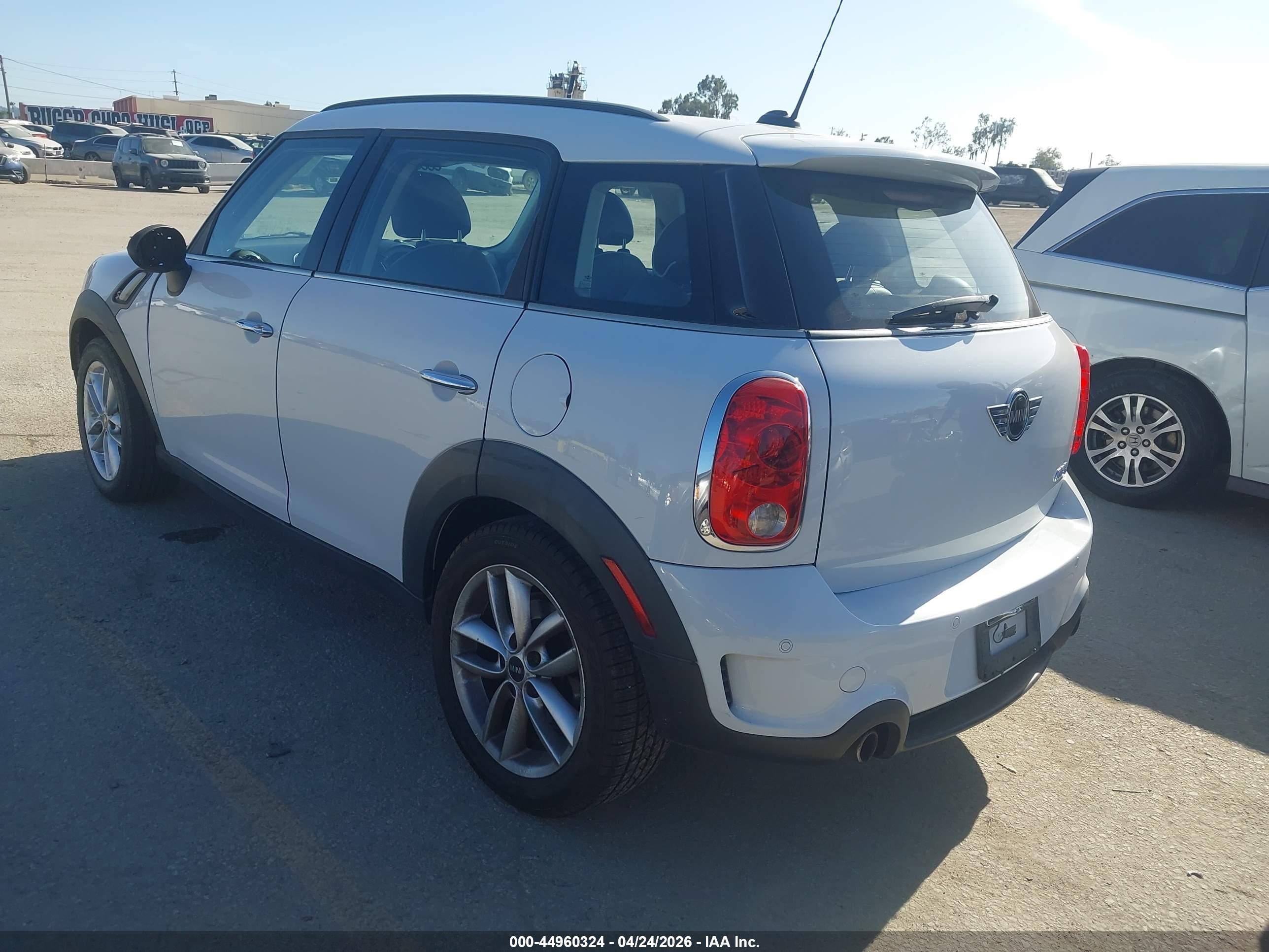 MINI COOPER image 3
