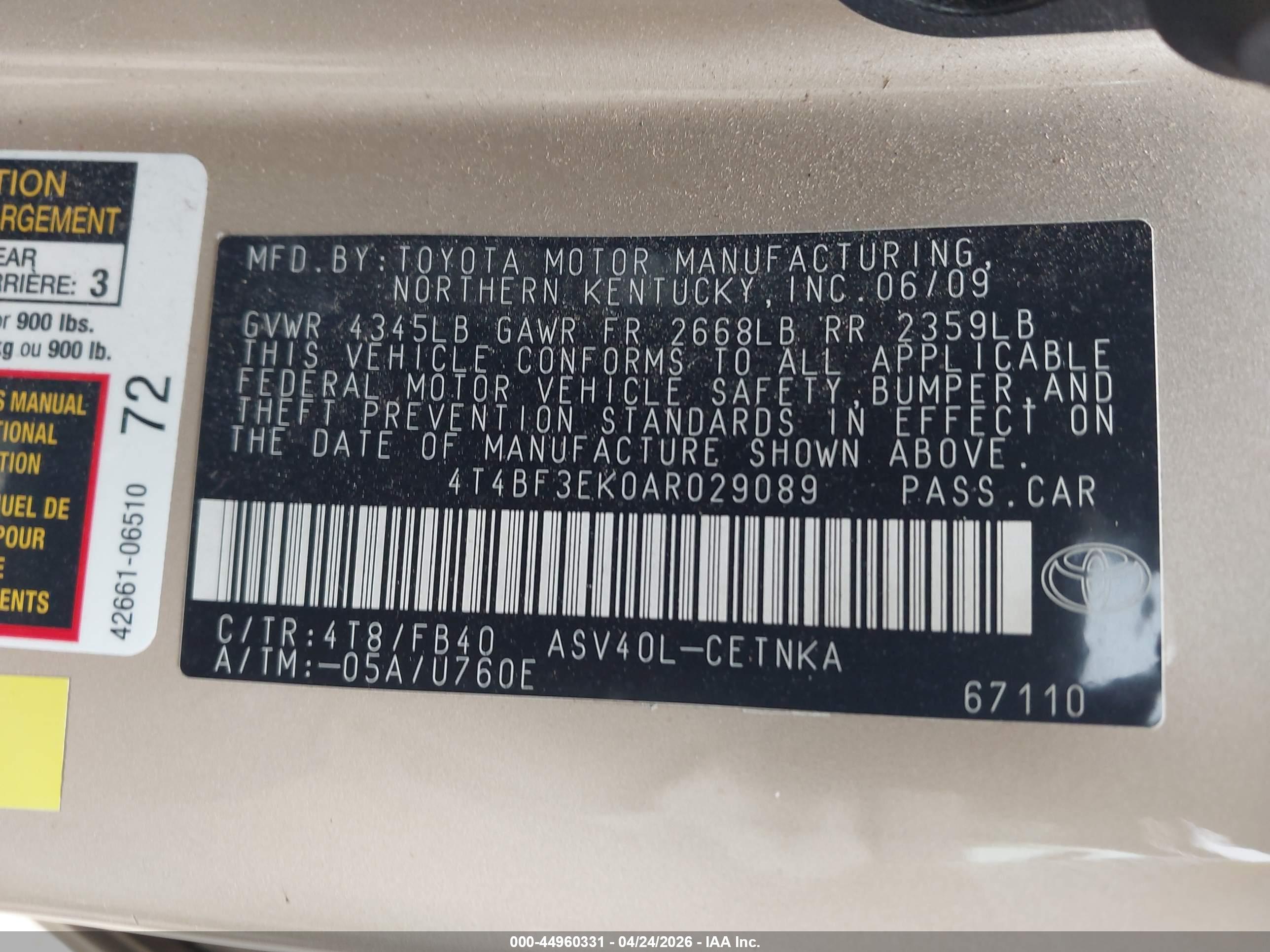 TOYOTA CAMRY image 9