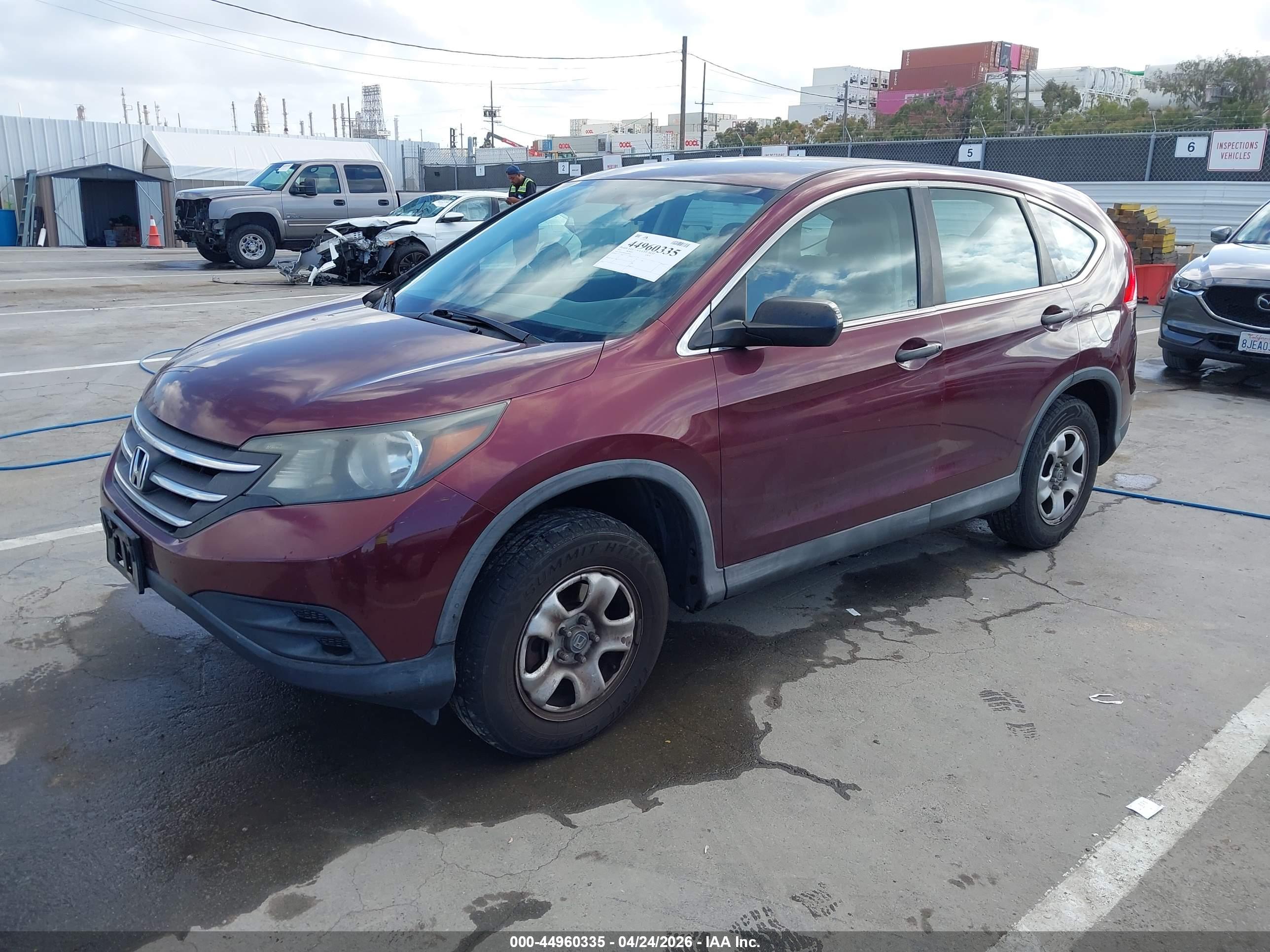 HONDA CR-V image 2