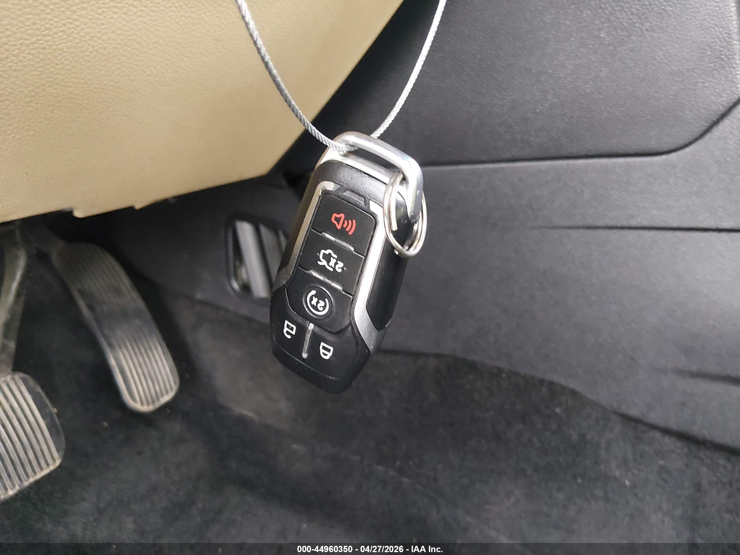 FORD EXPLORER image 11
