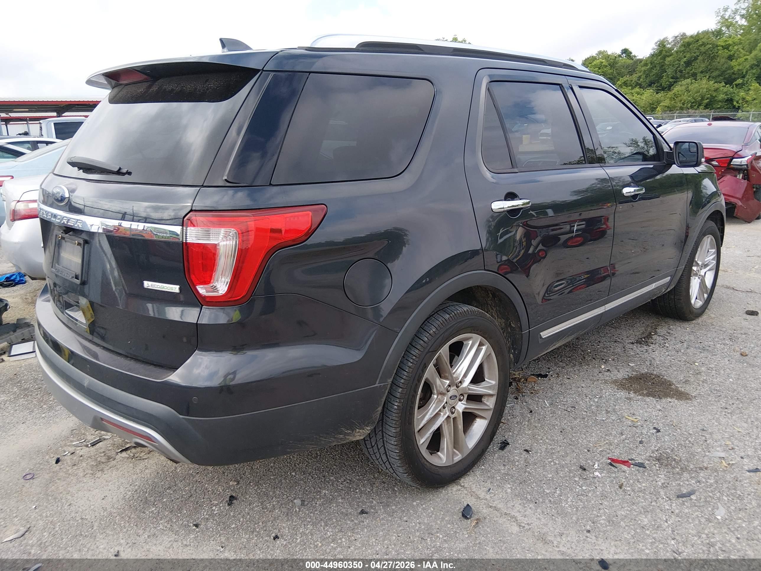 FORD EXPLORER image 4