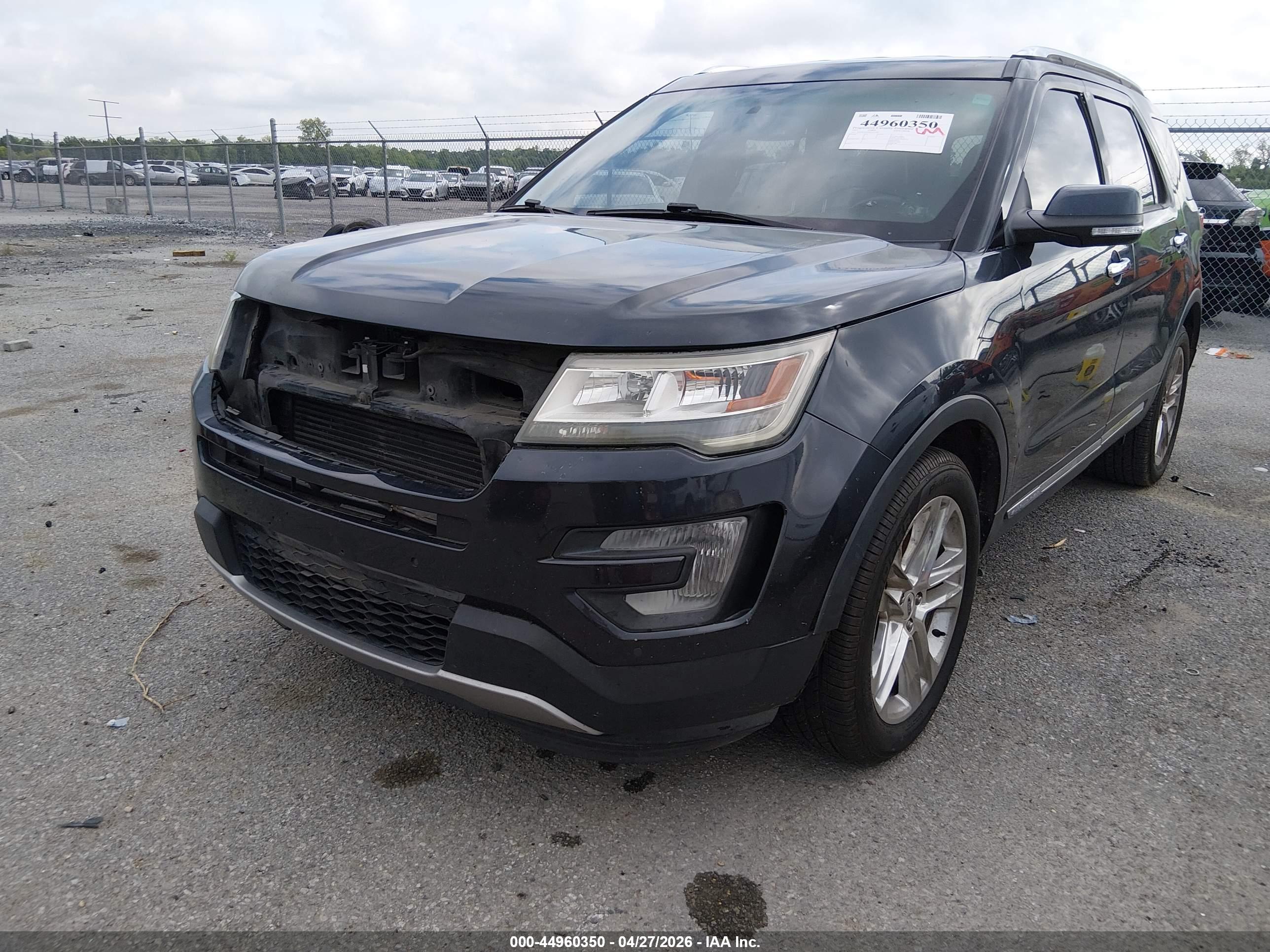 FORD EXPLORER image 6
