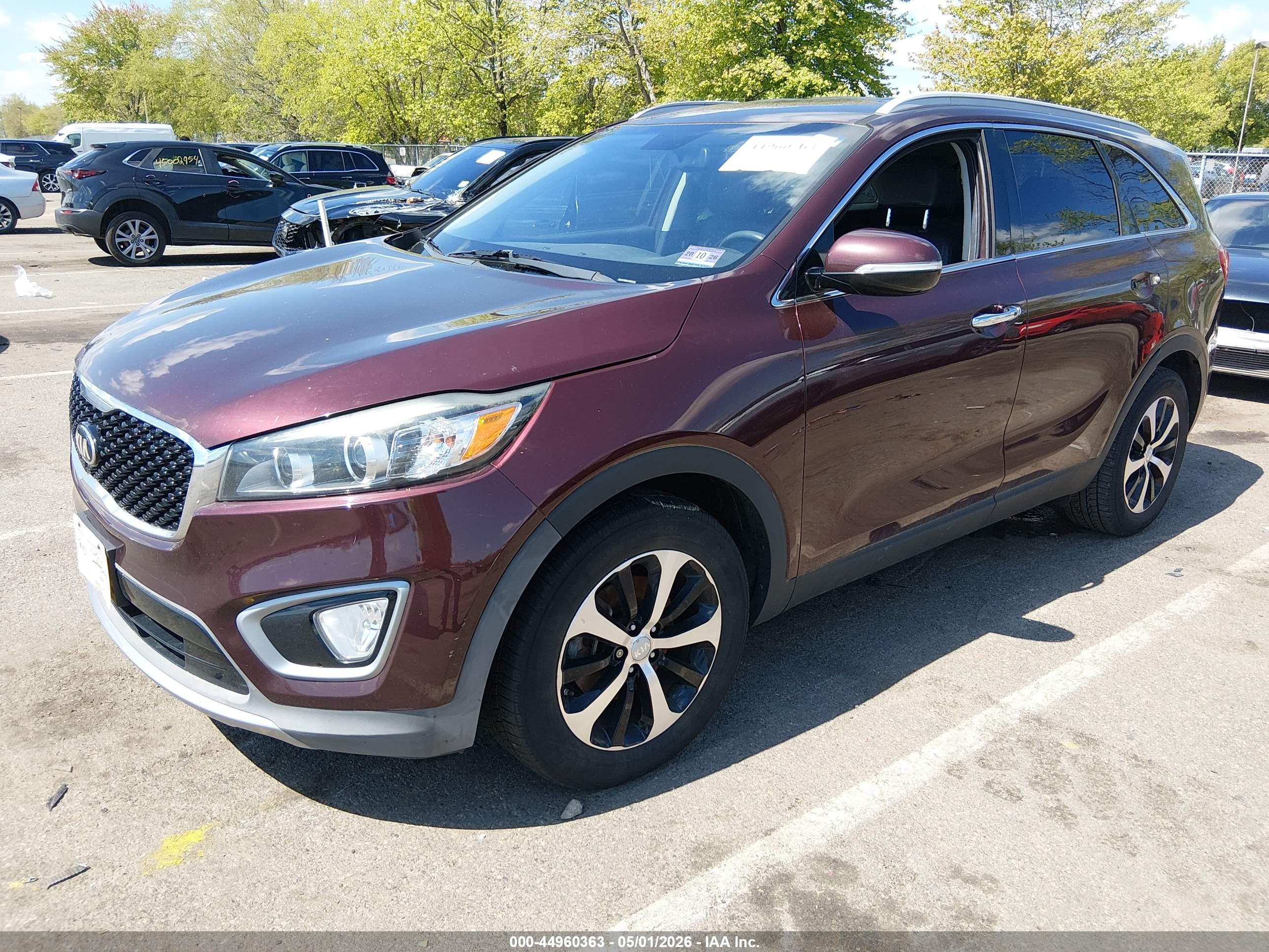 KIA SORENTO image 2