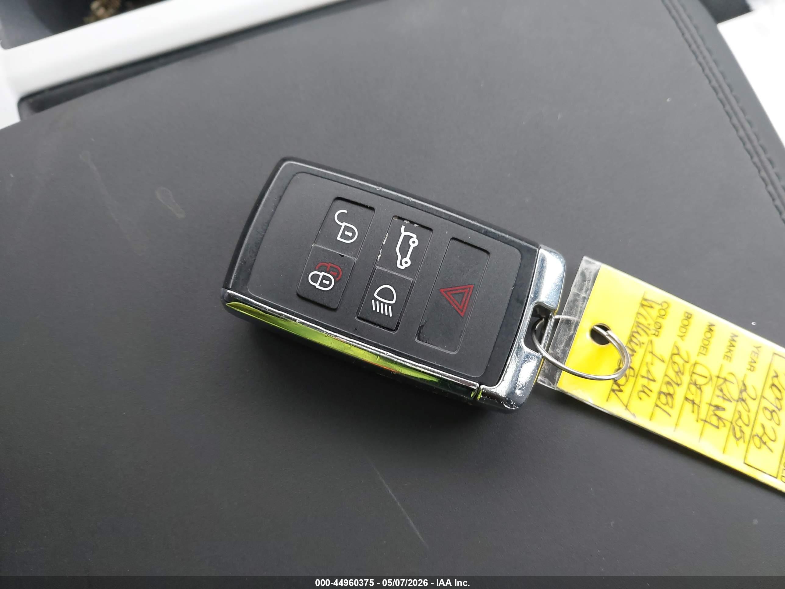 LAND ROVER image 11