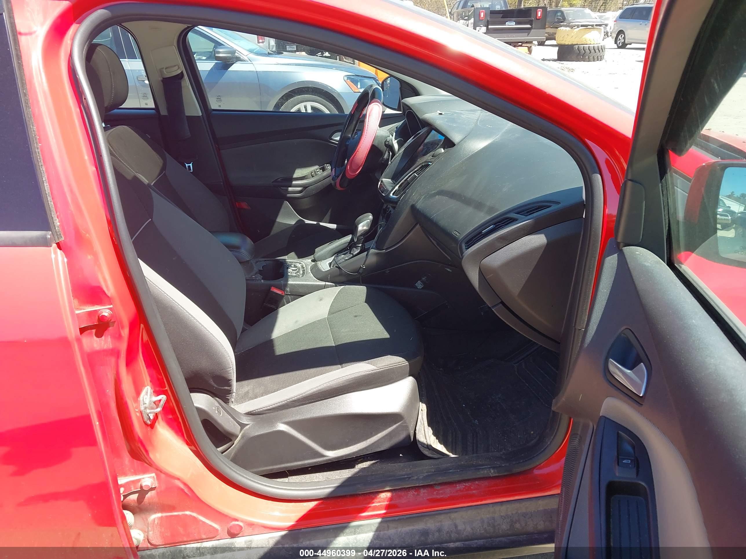 FORD FOCUS image 5