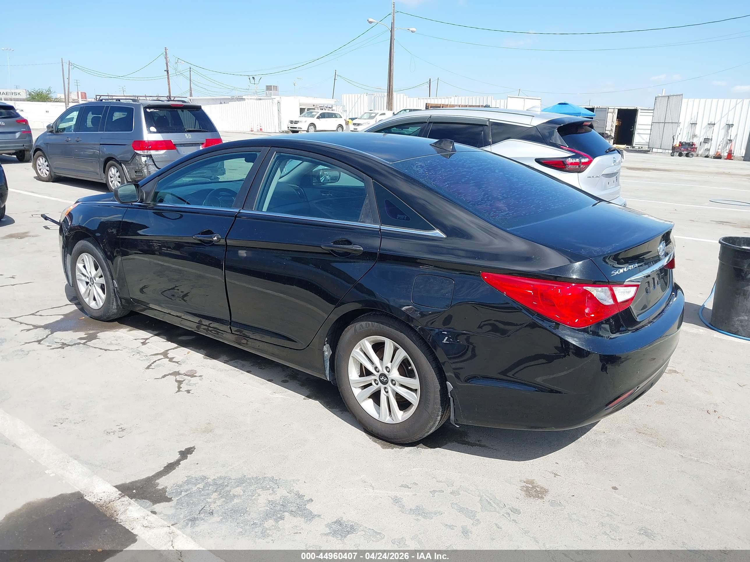 HYUNDAI SONATA image 3