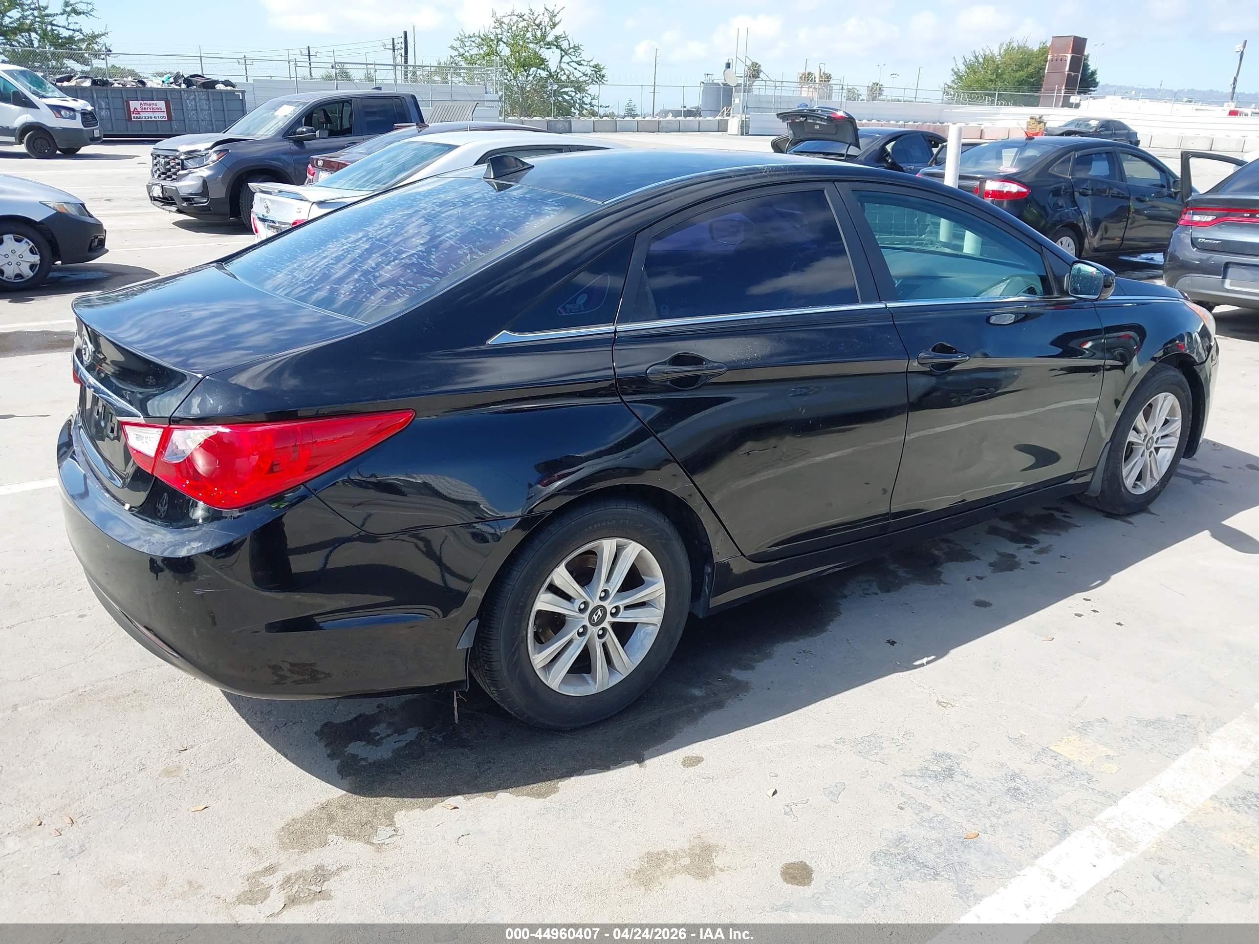 HYUNDAI SONATA image 4
