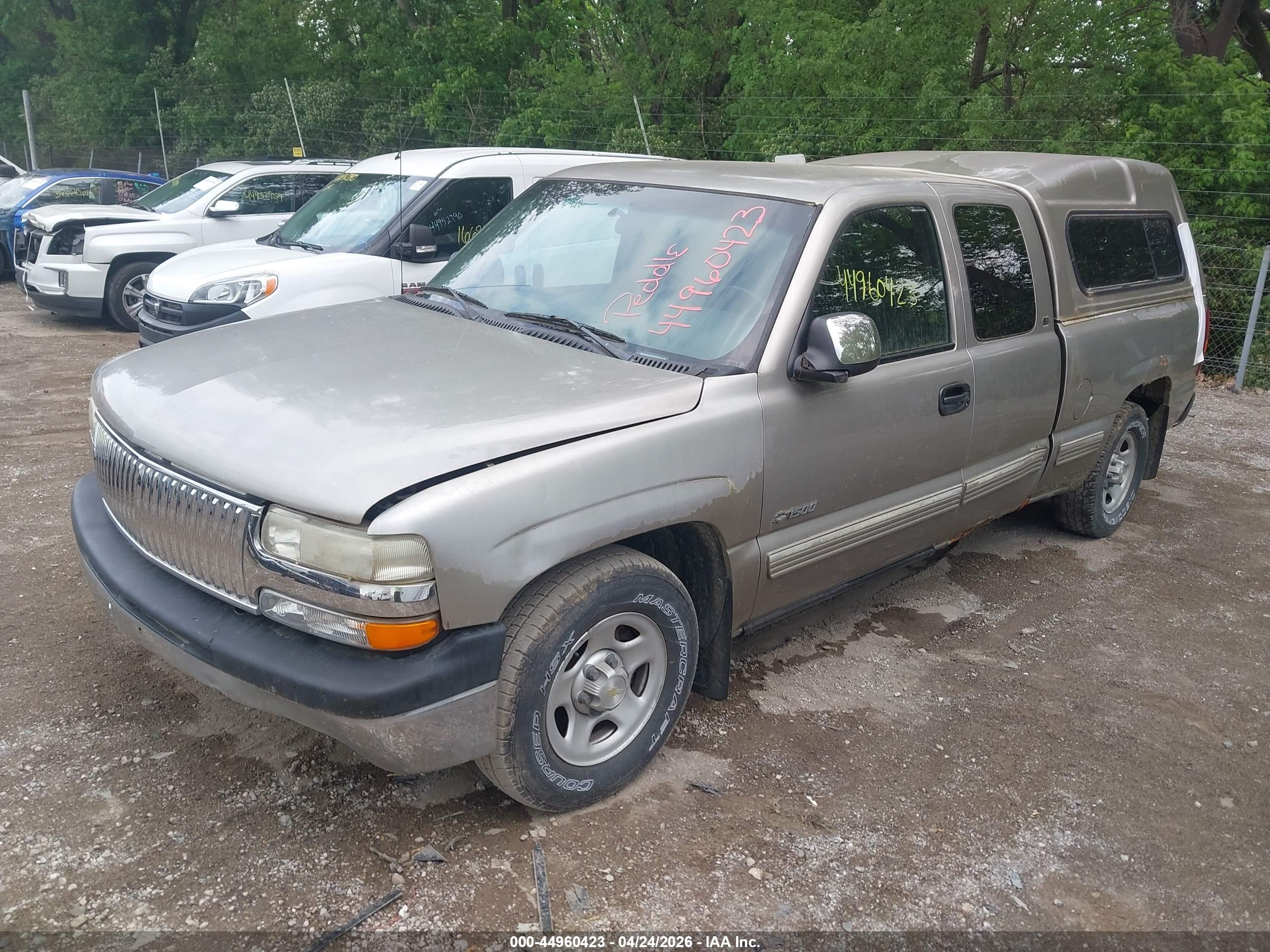 CHEVROLET SILVERADO image 2
