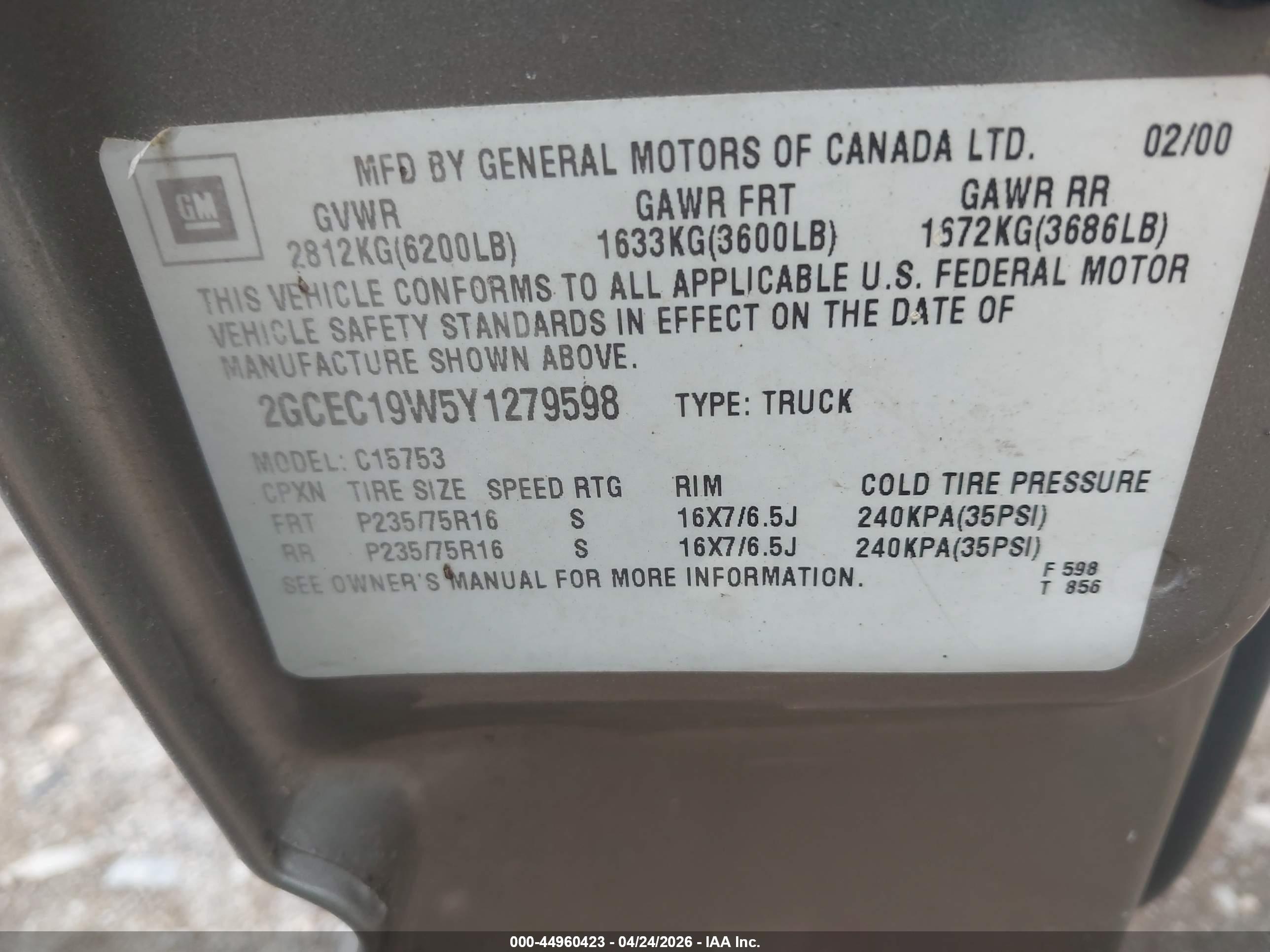 CHEVROLET SILVERADO image 9